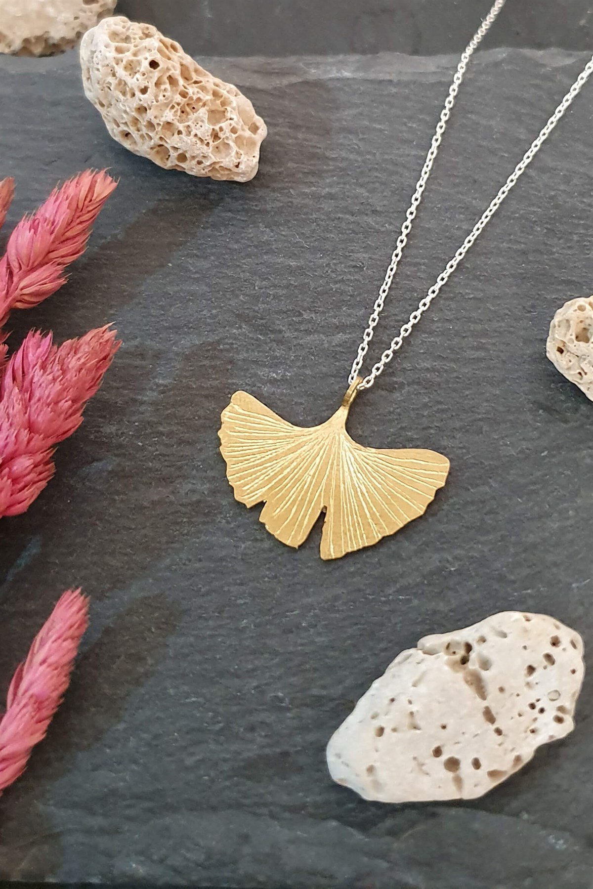 Ginko Çiçeği Kolye - El Yapımı Pirinç