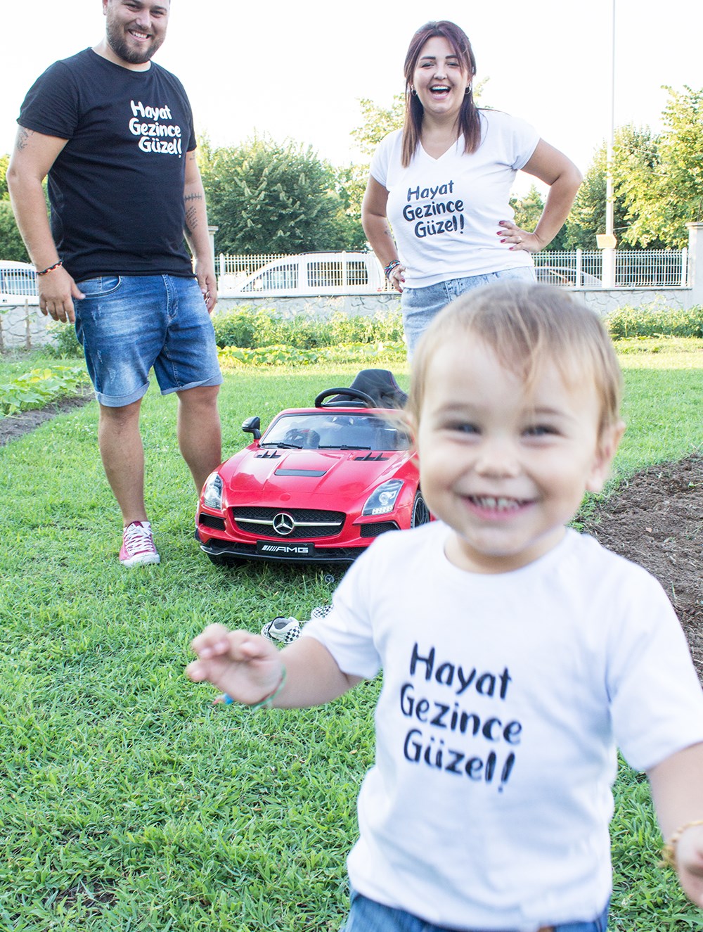 HAYAT GEZİNCE GÜZEL ÇOCUK T-SHIRT