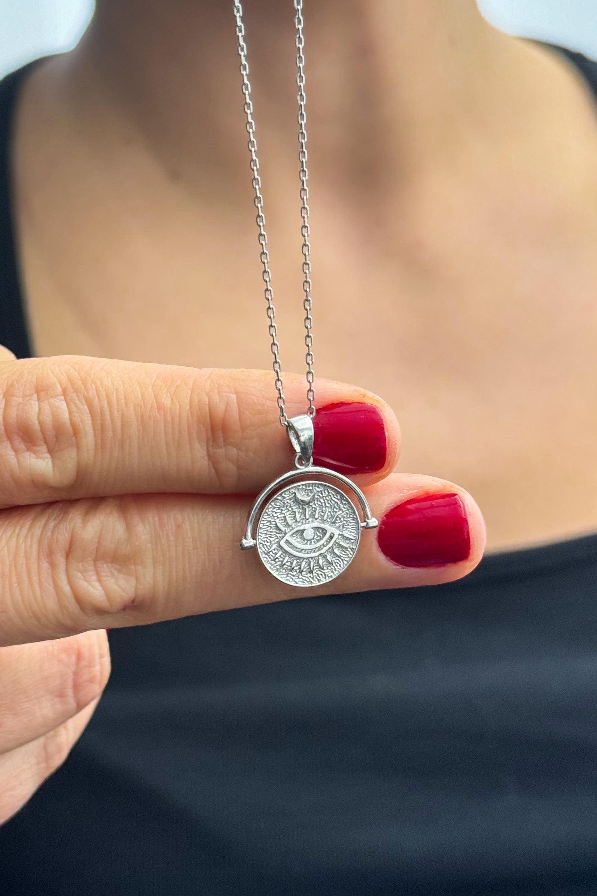 Her Şeyi Gören Göz Kolye Gümüş El Yapımı