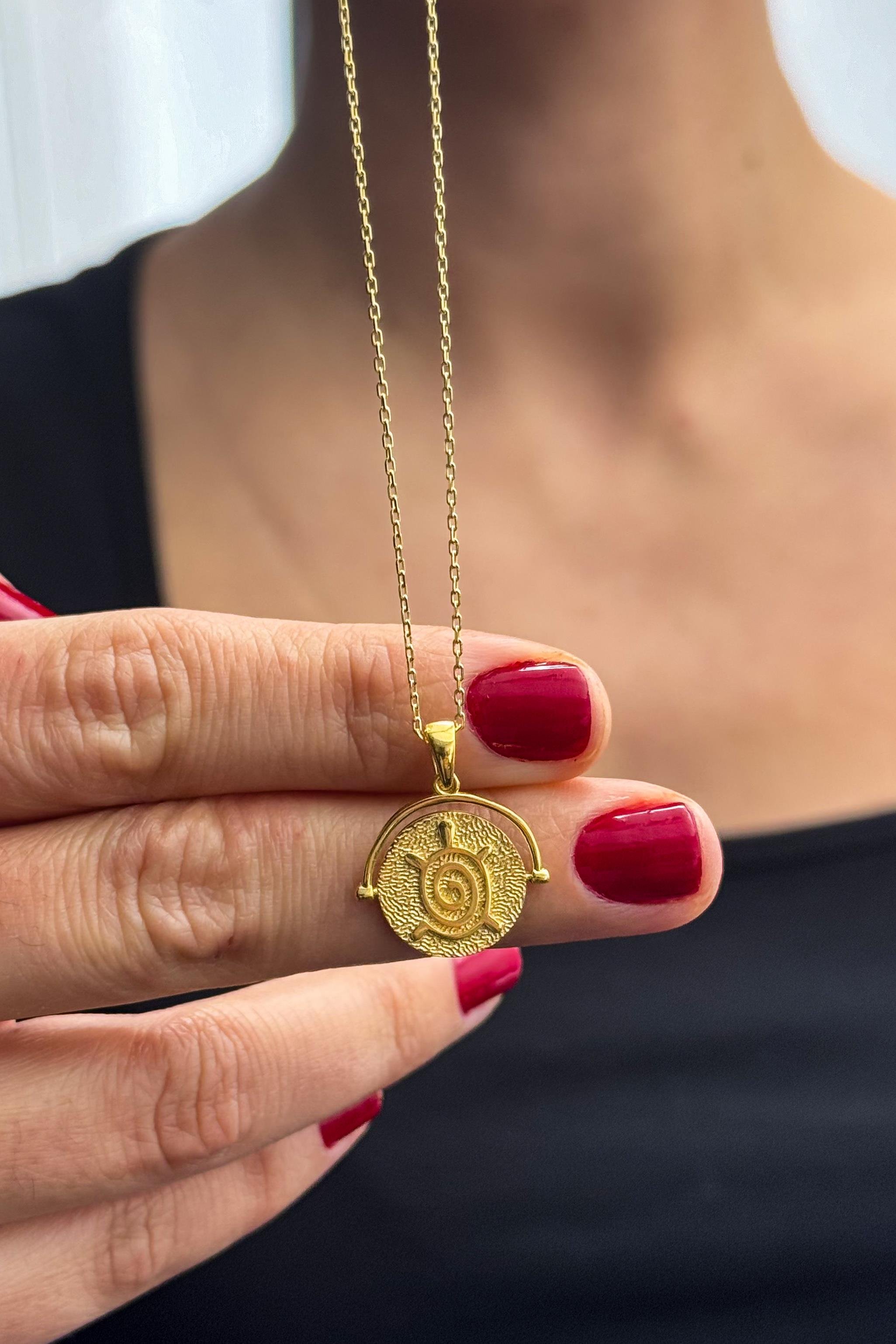 Kaplumbağa Kolye Gümüş Üzeri Altın Kaplama El Yapımı Akış ve Yeniden Doğum Sembolü