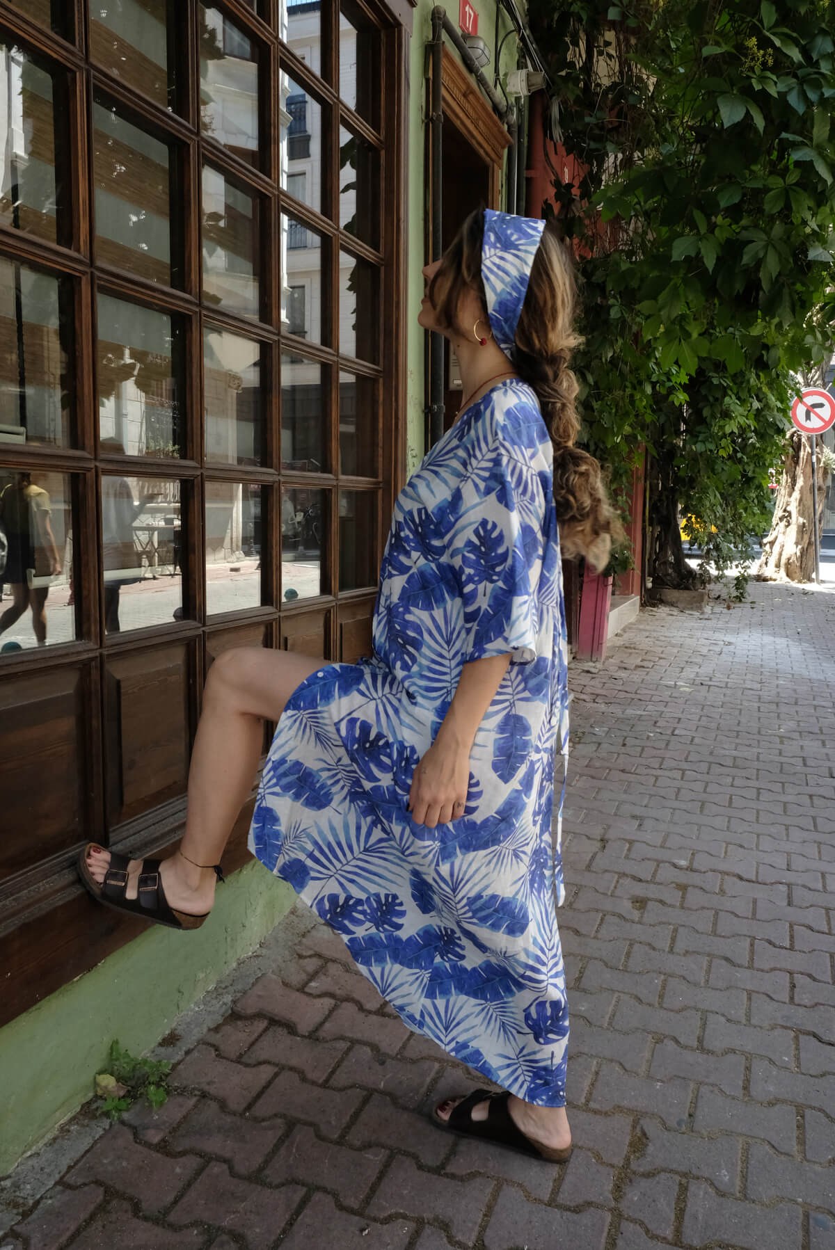 Mavi - Beyaz Çiçekli Kimono Elbise ÇKE219
