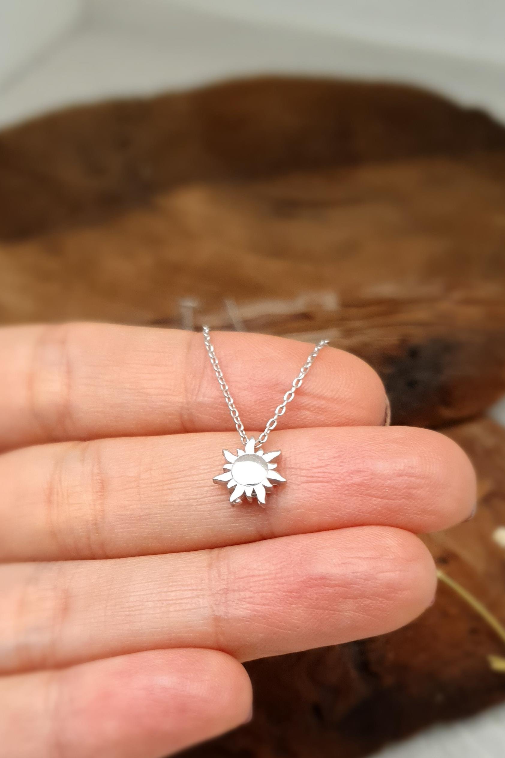 Mini Güneş Kolye Gümüş El Yapımı
