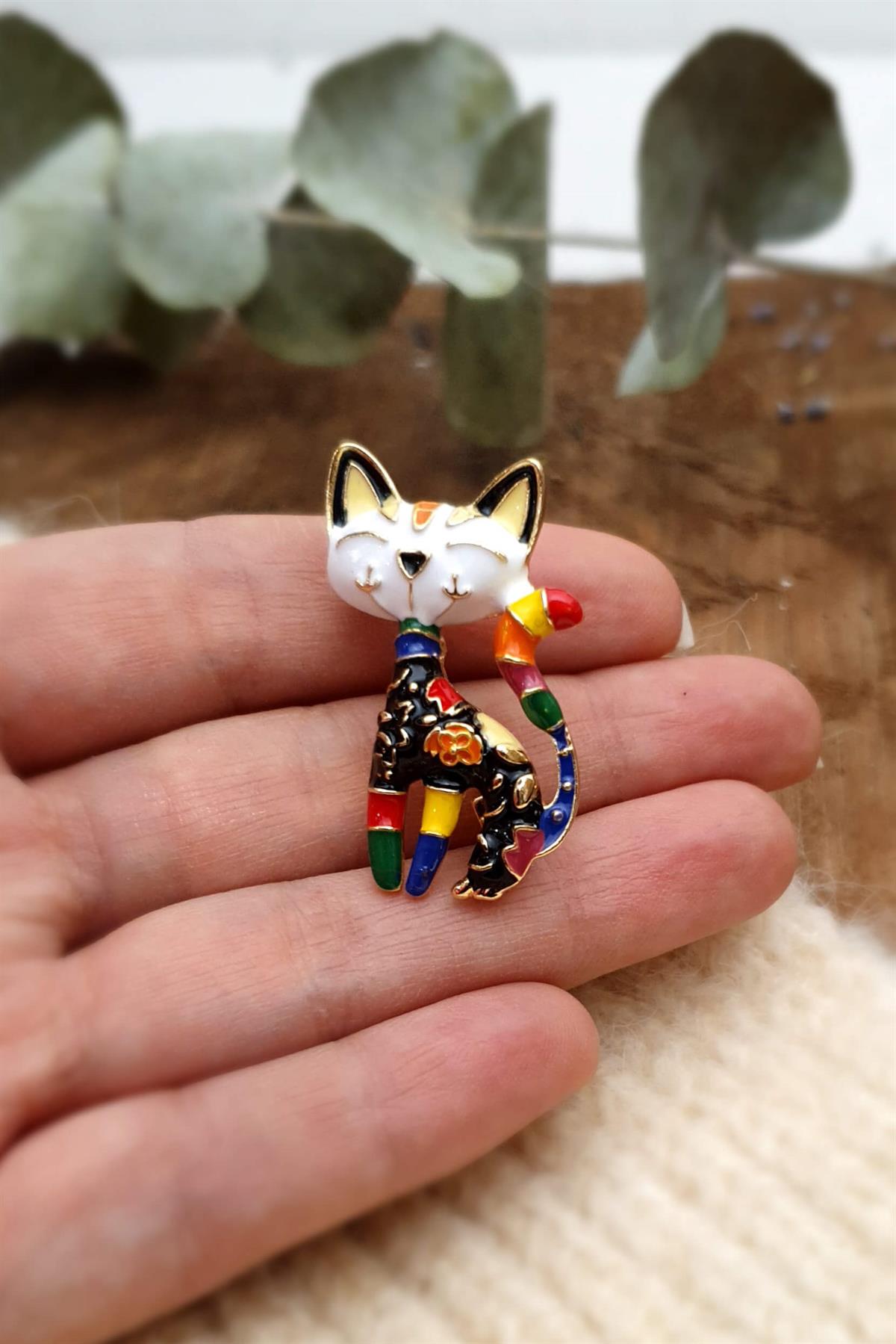 Mutlu Kedi Yaka İğnesi - Kedi Figürlü Broş