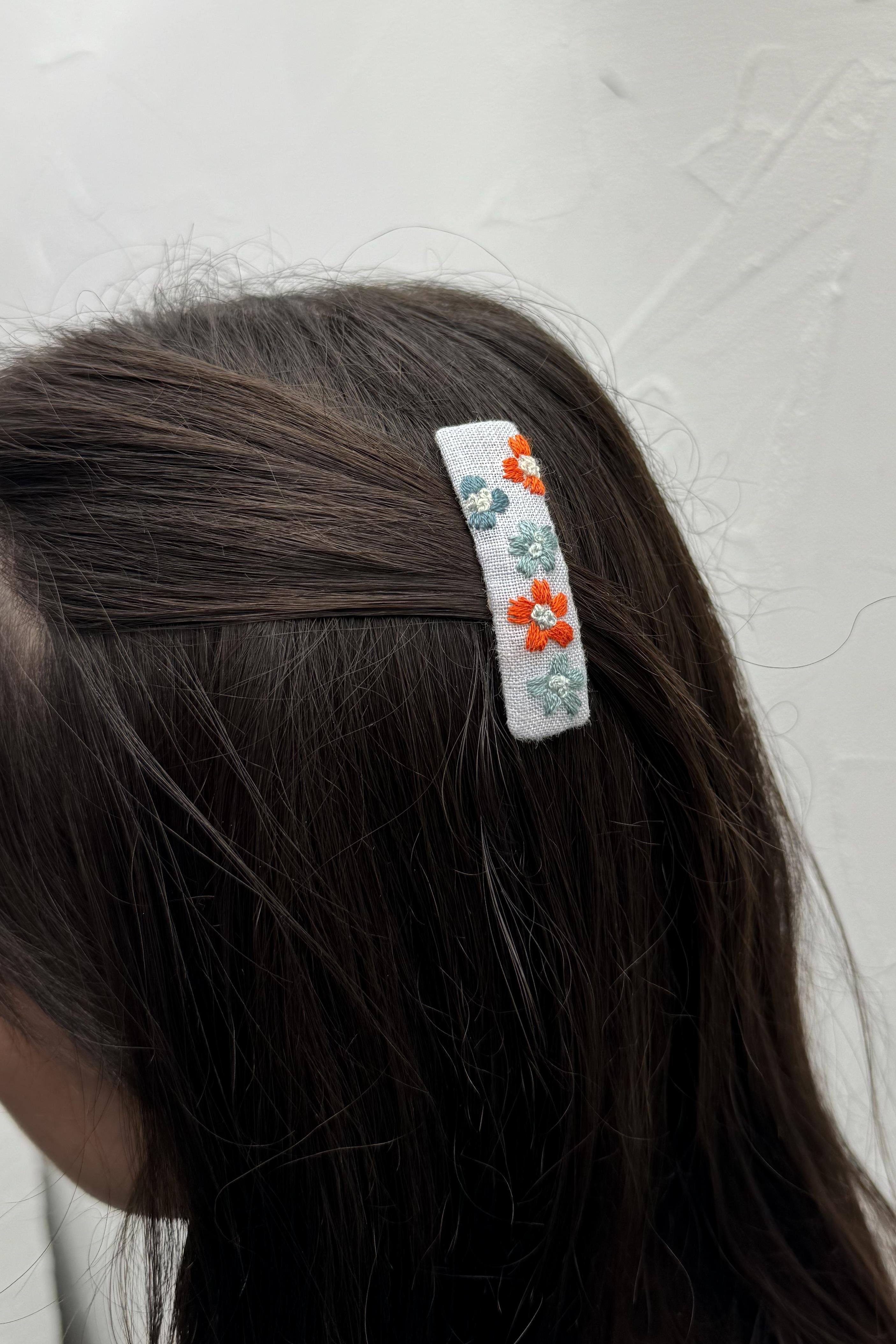 Nakışlı Toka - Sonbahar Çiçekleri Nakış Toka