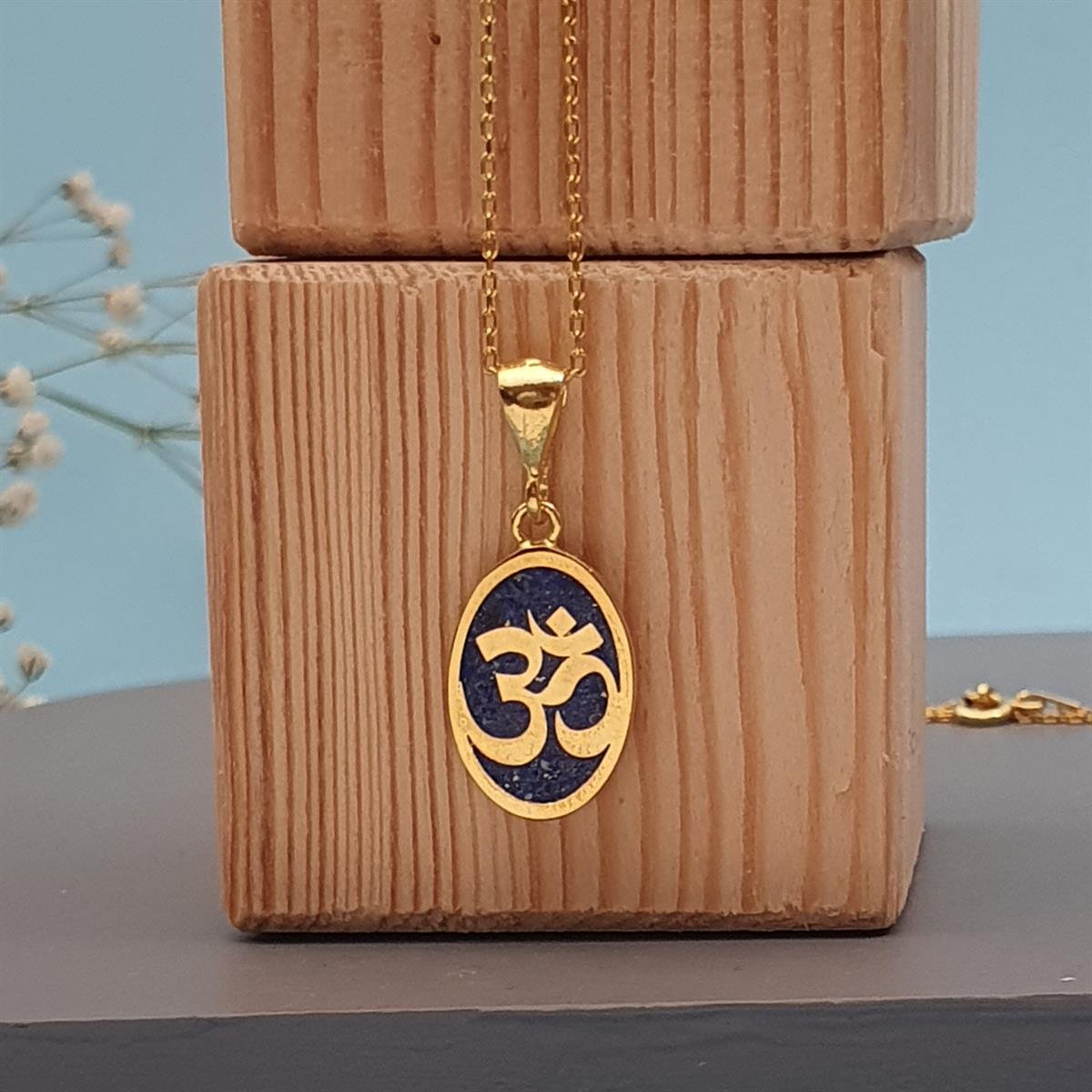 Om Kolye - Lapis Taşı - 925 Ayar Gümüş Üzeri Altın Kaplama