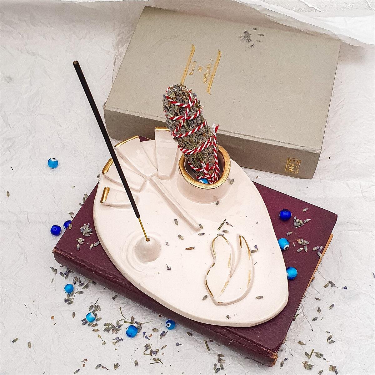 Soyut Suratlı Palo Santo ve Tütsü Tabağı - El Yapımı Seramik