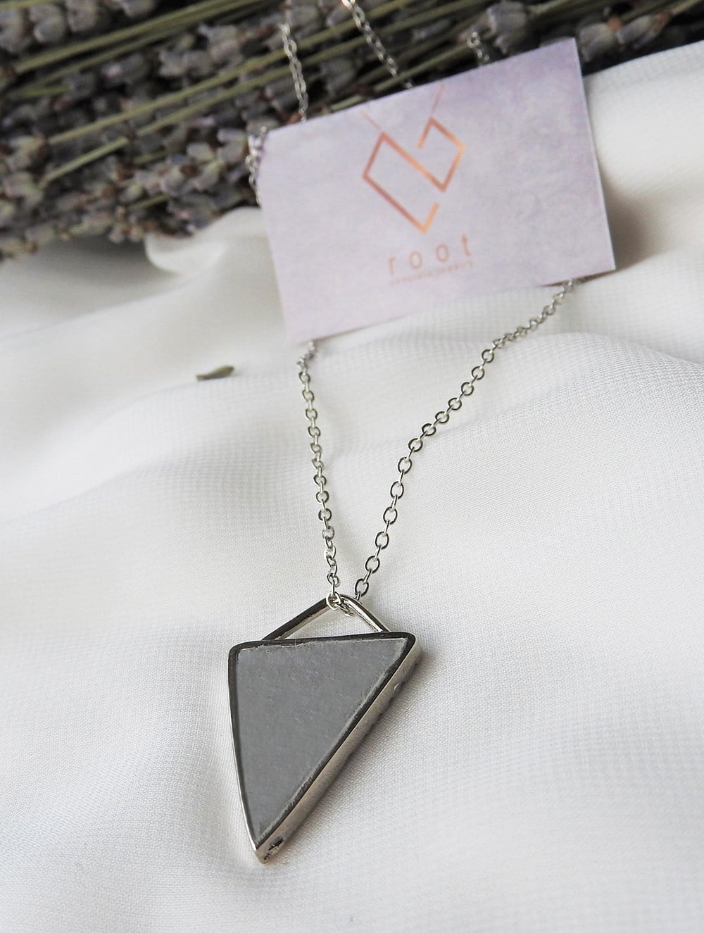 TRIANGLE FRAME CONCRETE NECKLACE - ROOT DESIGN
