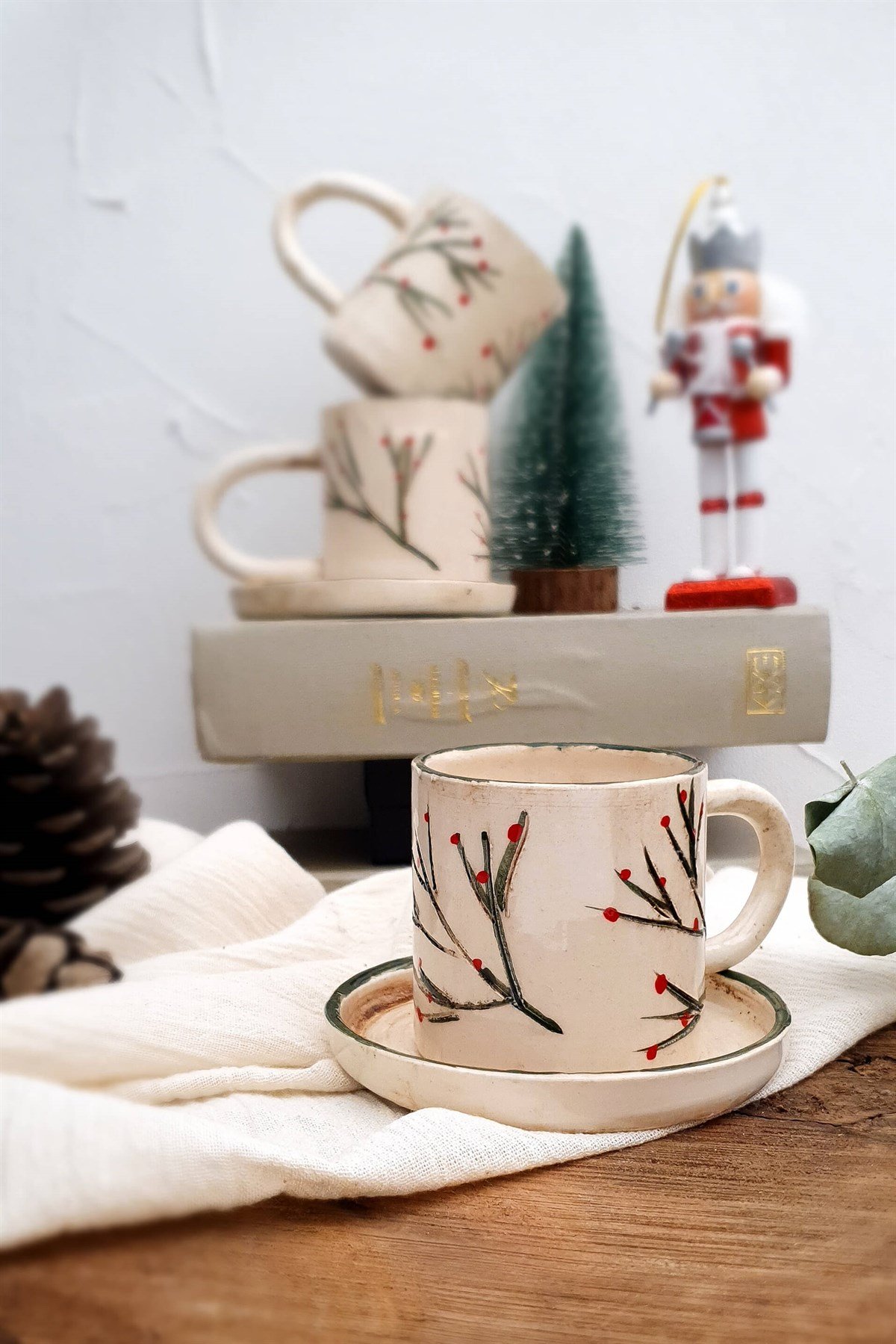 Yılbaşı Fincanları - Kazıma Kokina Figürlü - Türk Kahvesi - El Yapımı Seramik