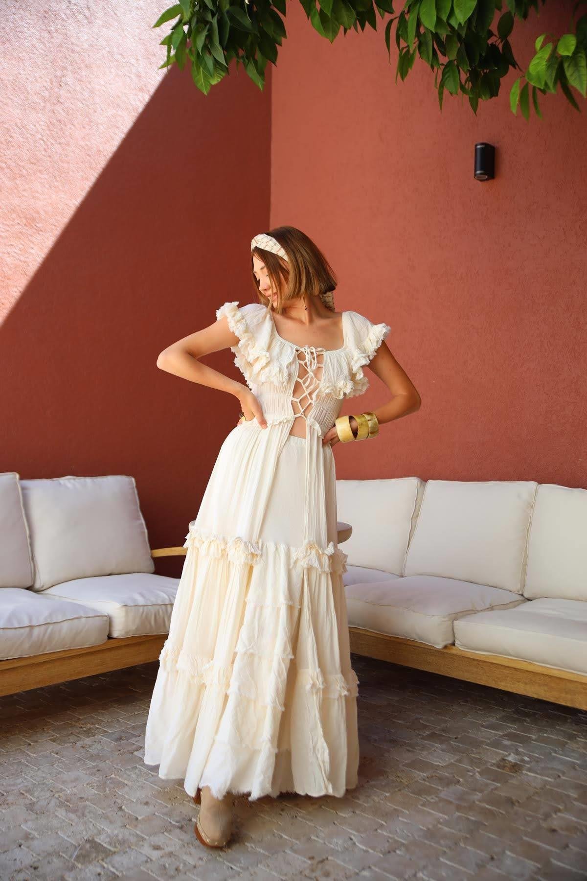  Ekru Kayık Yaka Volanlı Brit Detaylı Bohem Kimono