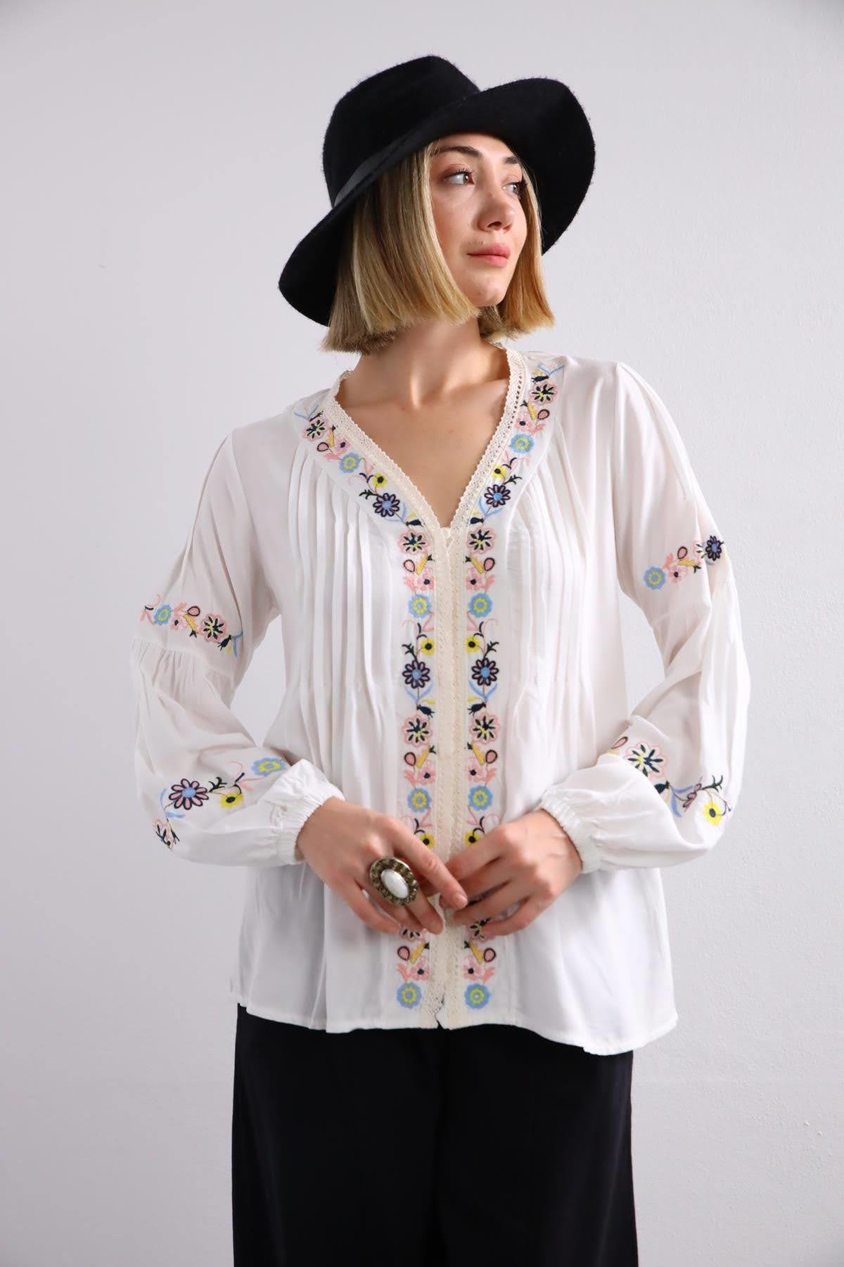 White Floral Embroidered Lace Detailed Shirt White Floral Embroidered Lace Detailed Shirt