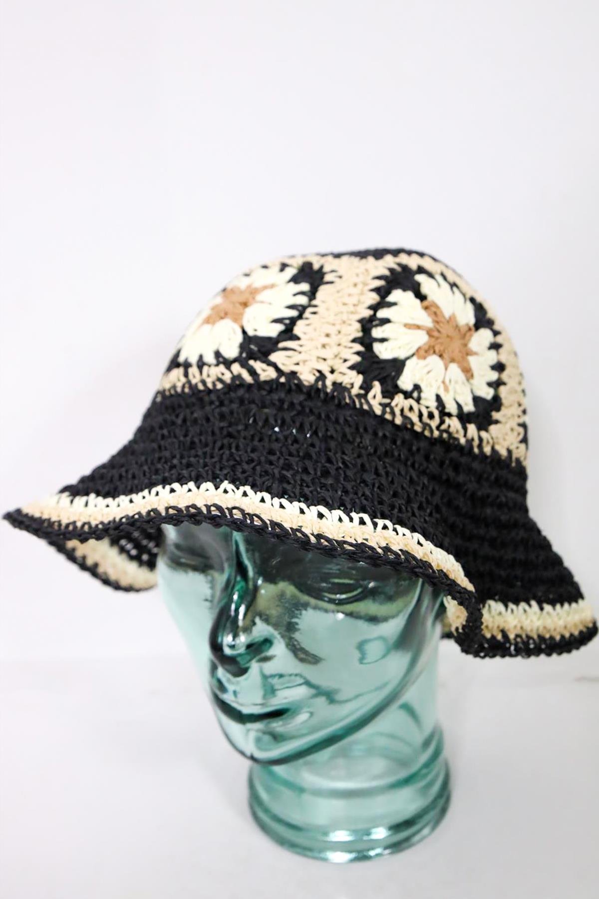  Siyah El Örgülü Nakışlı Hasır Şapka