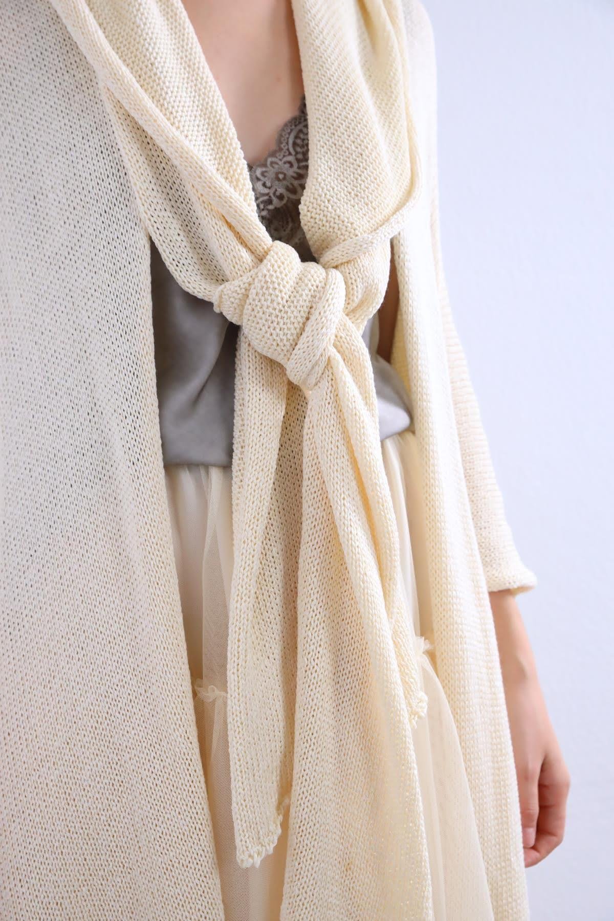  Ekru Şallı Arkası Dikişli Hırka