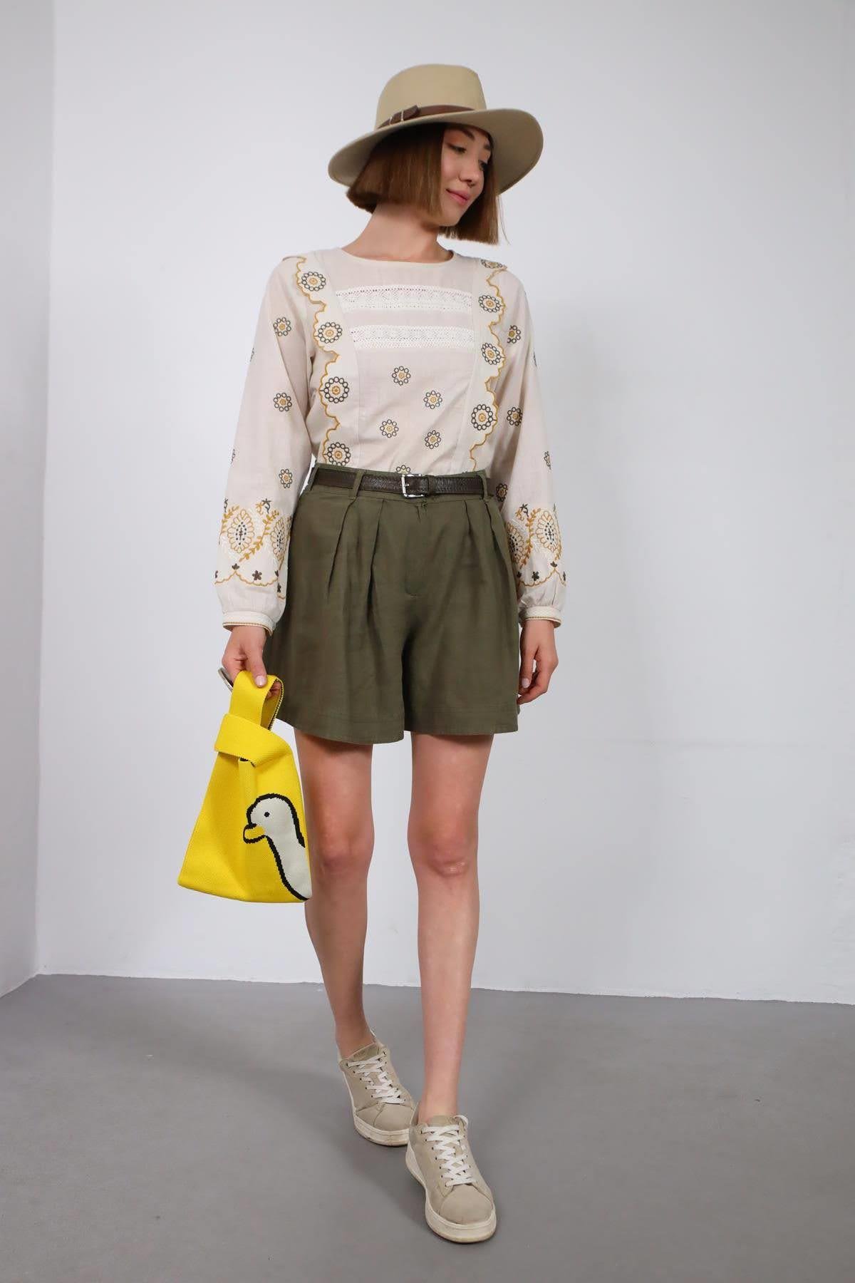  Haki Pileli Keten Şort