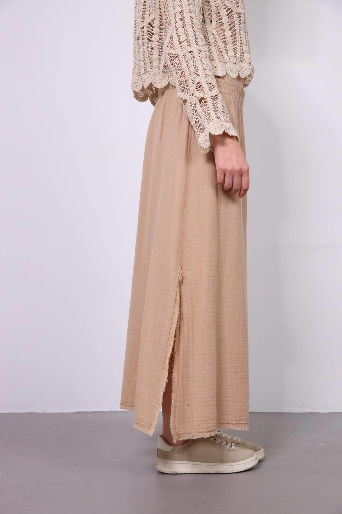  Camel Rengi Yırtmaçlı Müslin Etek