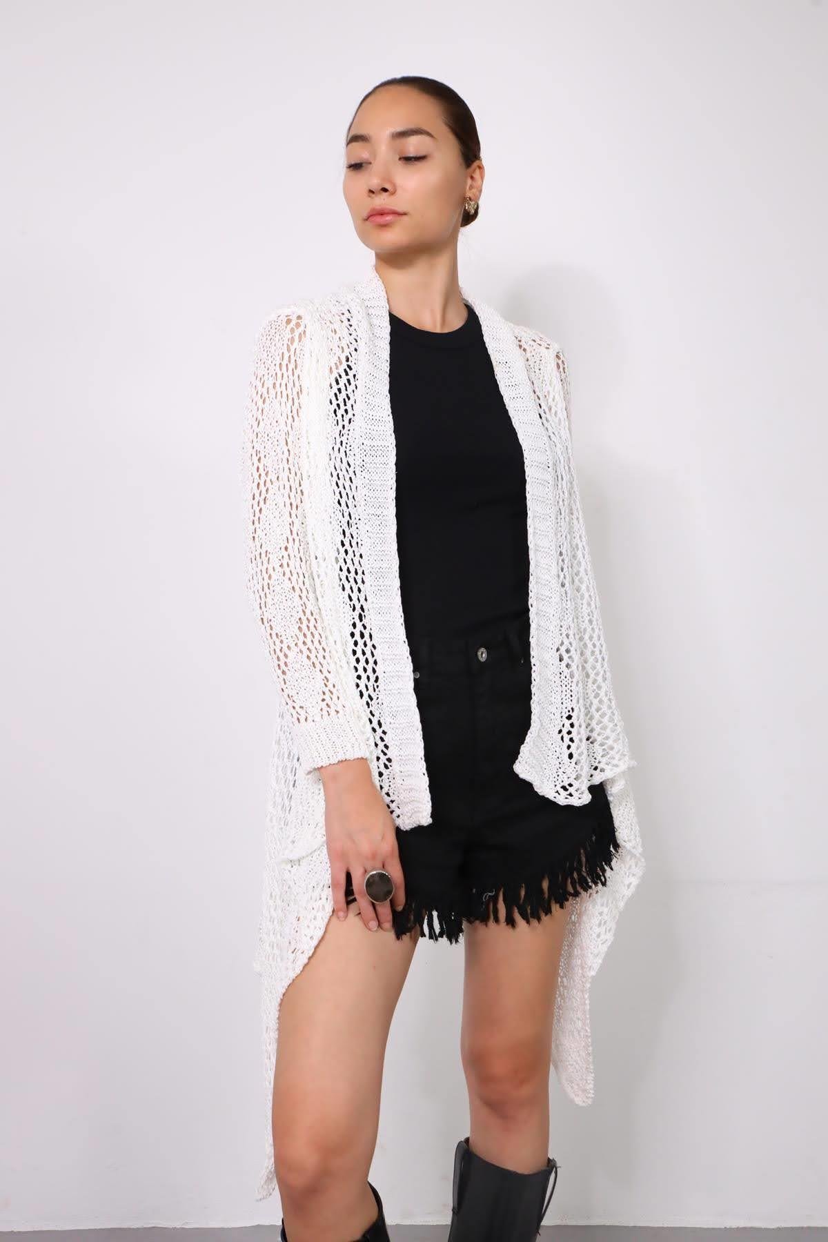  Beyaz Şal Yaka File Hırka