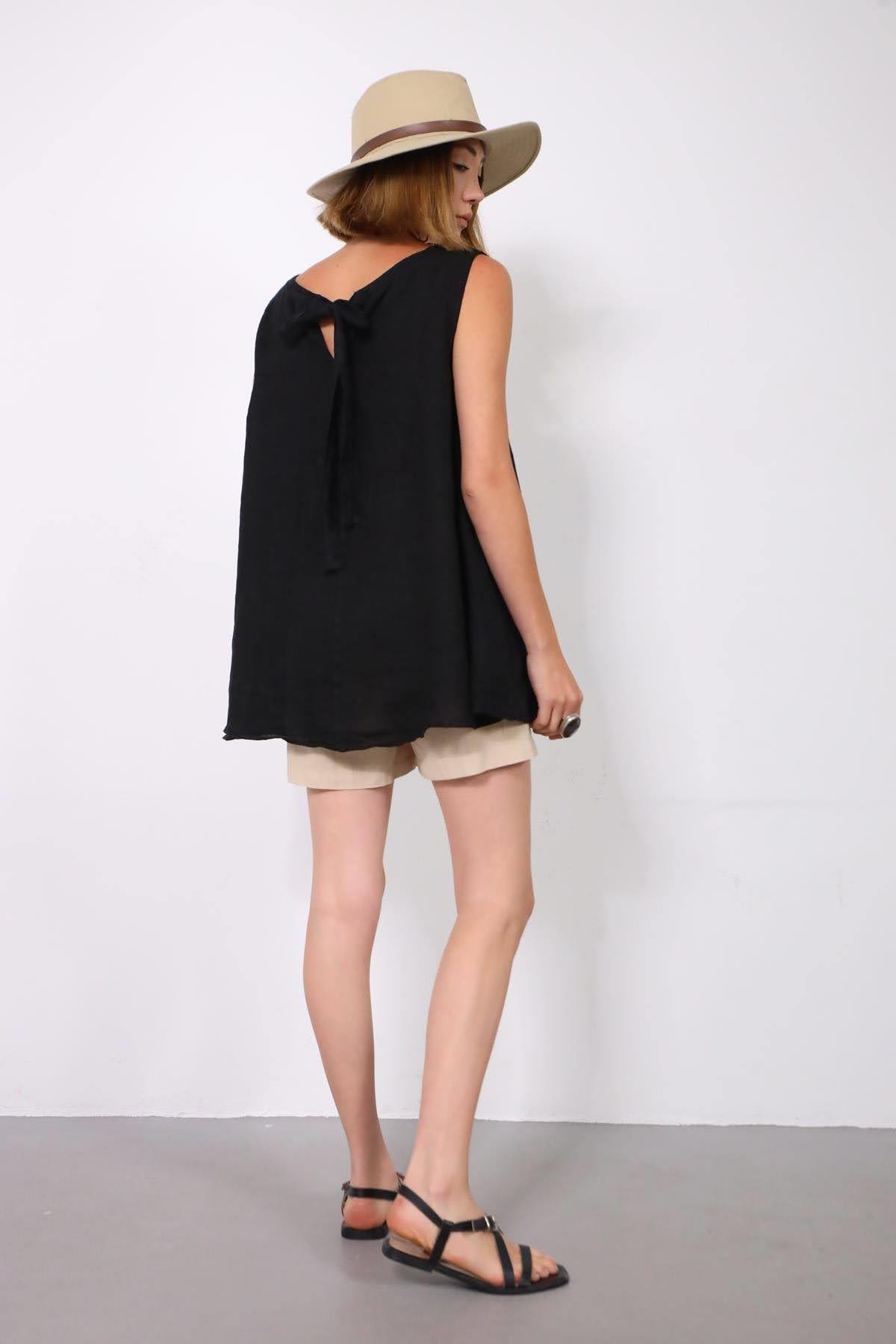 Siyah Keten Arkası Bağlamalı Kolsuz Bluz - Şaman Butik Siyah Keten Arkası Bağlamalı Kolsuz Bluz