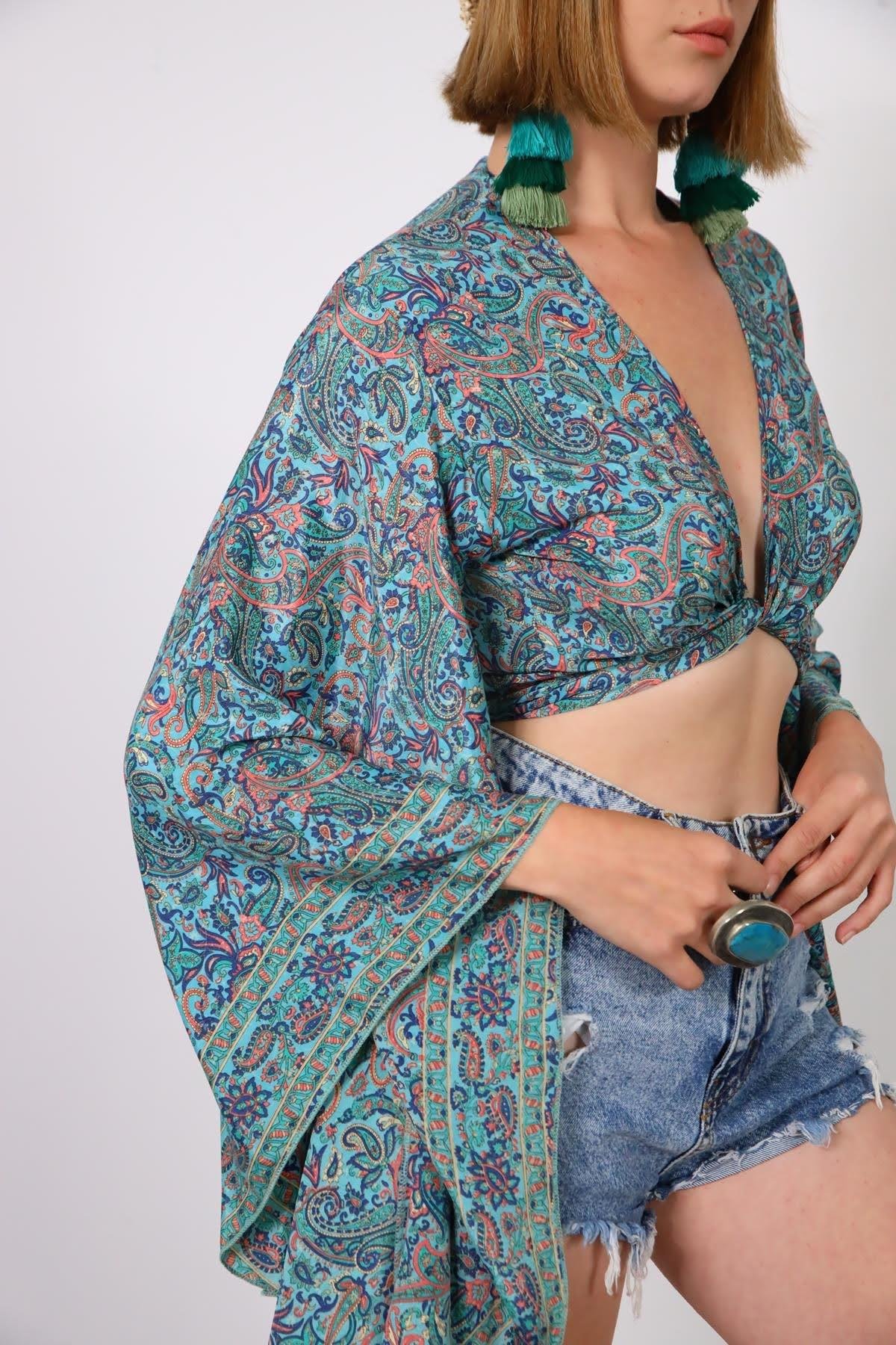 Turkuaz Yarasa Kol İpek Bolero - Şaman Butik Turkuaz Yarasa Kol İpek Bolero