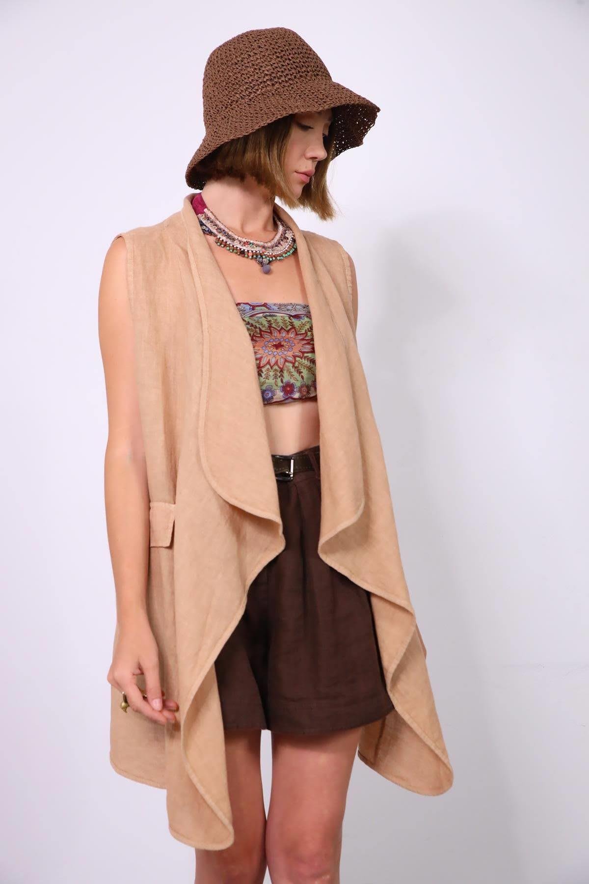 Sütlü Kahve Asimetrik Kesim Sırtı Büzgülü Keten Yelek - Şaman Butik Sütlü Kahve Asimetrik Kesim Sırtı Büzgülü Keten Yelek