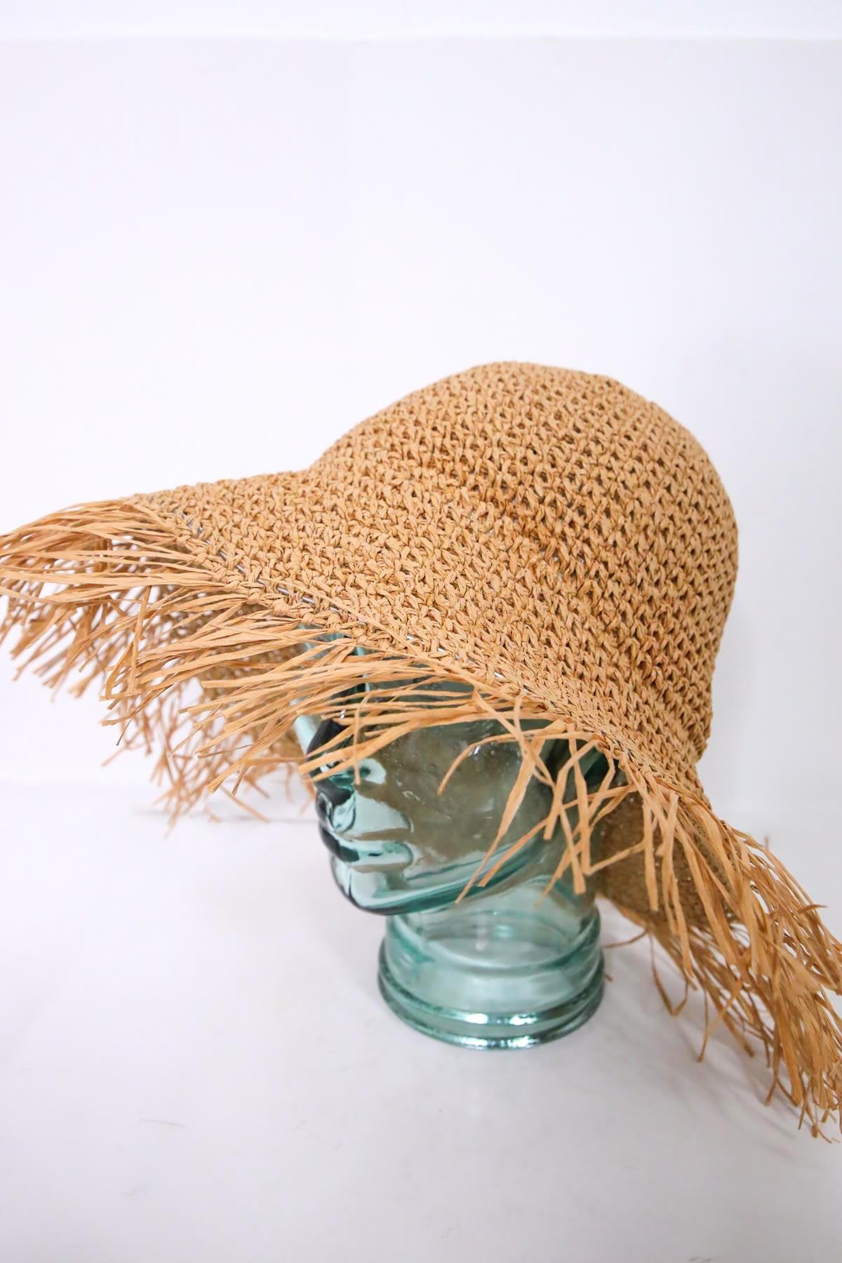  Camel Rengi El Örgüsü Saçaklı Hasır Şapka