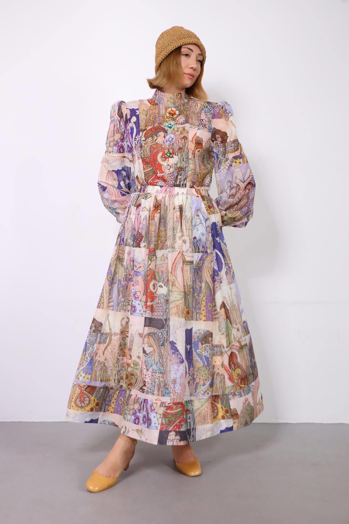  Krem Rengi Anime Figürlü Taş Detaylı Etek Gömlek Takım