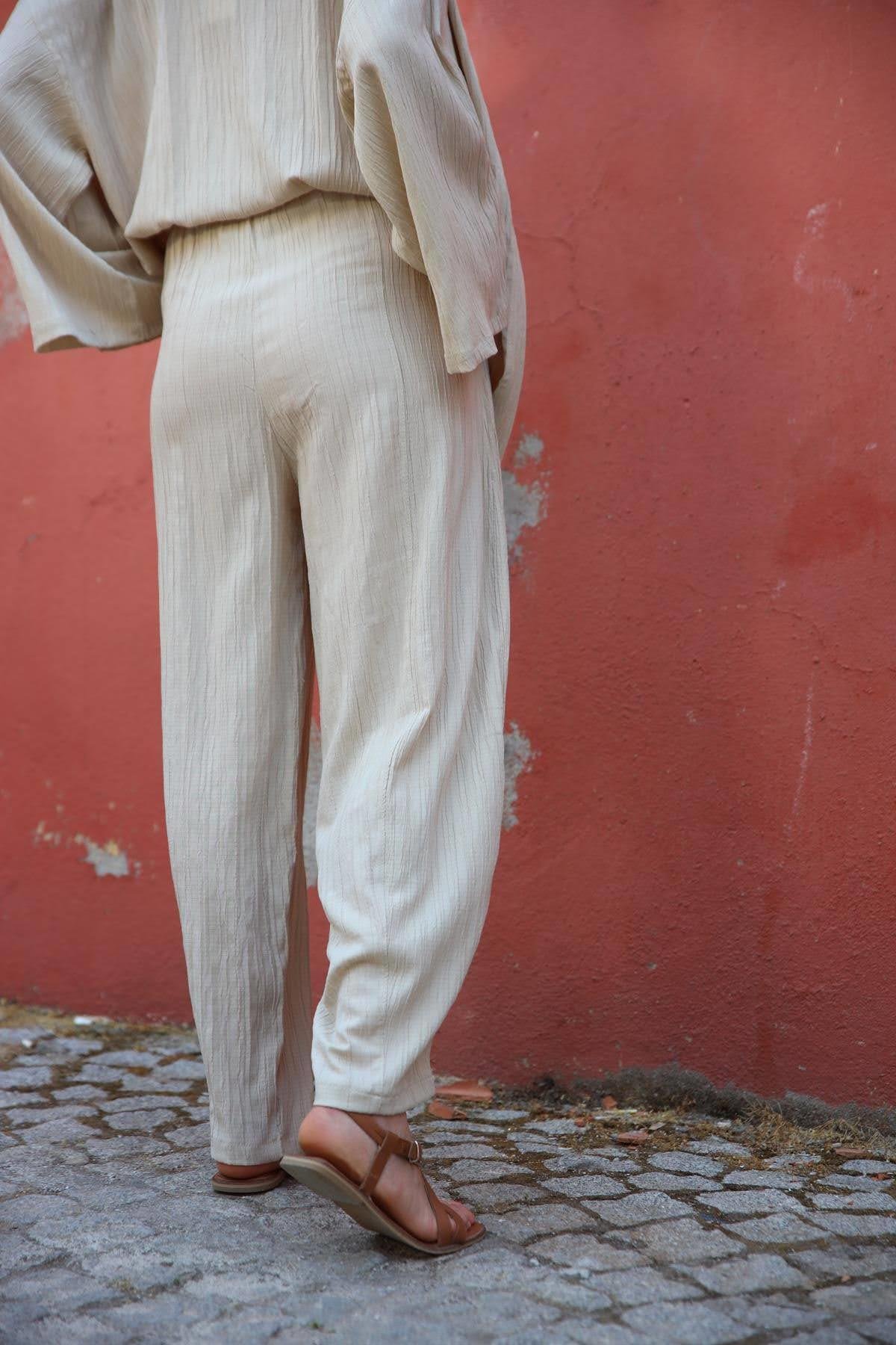  Krem Rengi Gofre Kimono Pantolon Takım