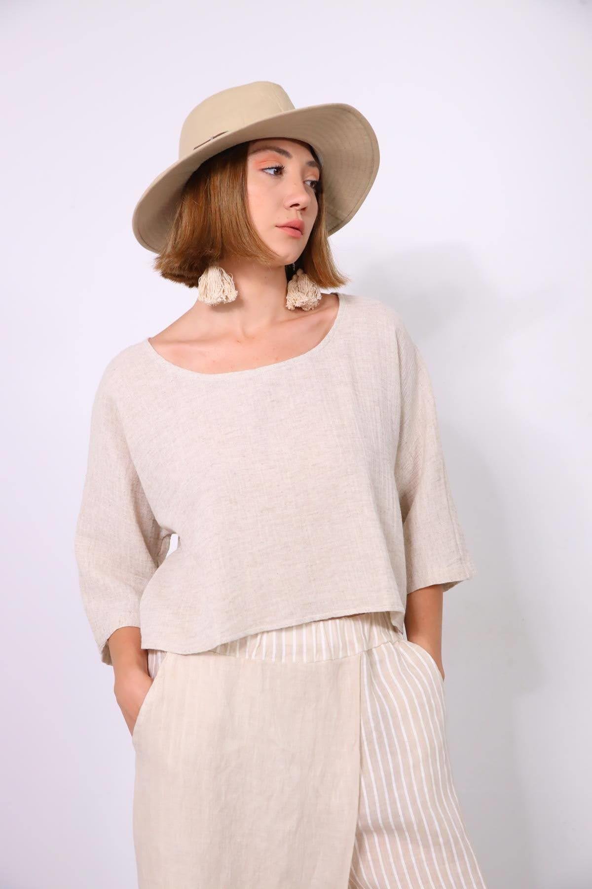 Krem Rengi Kayık Yaka Düşük Omuz Crop Bluz - Şaman Butik Krem Rengi Kayık Yaka Düşük Omuz Crop Bluz