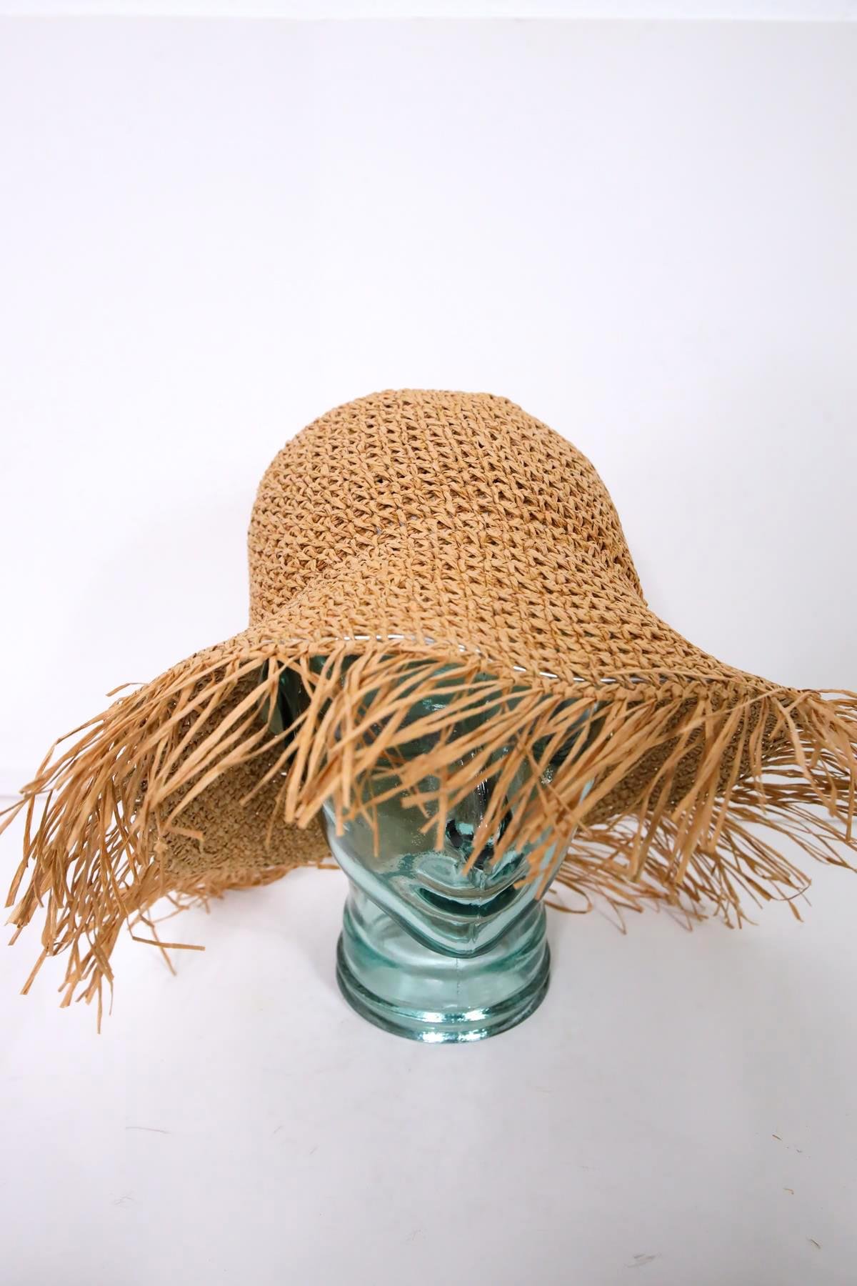  Camel Rengi El Örgüsü Saçaklı Hasır Şapka