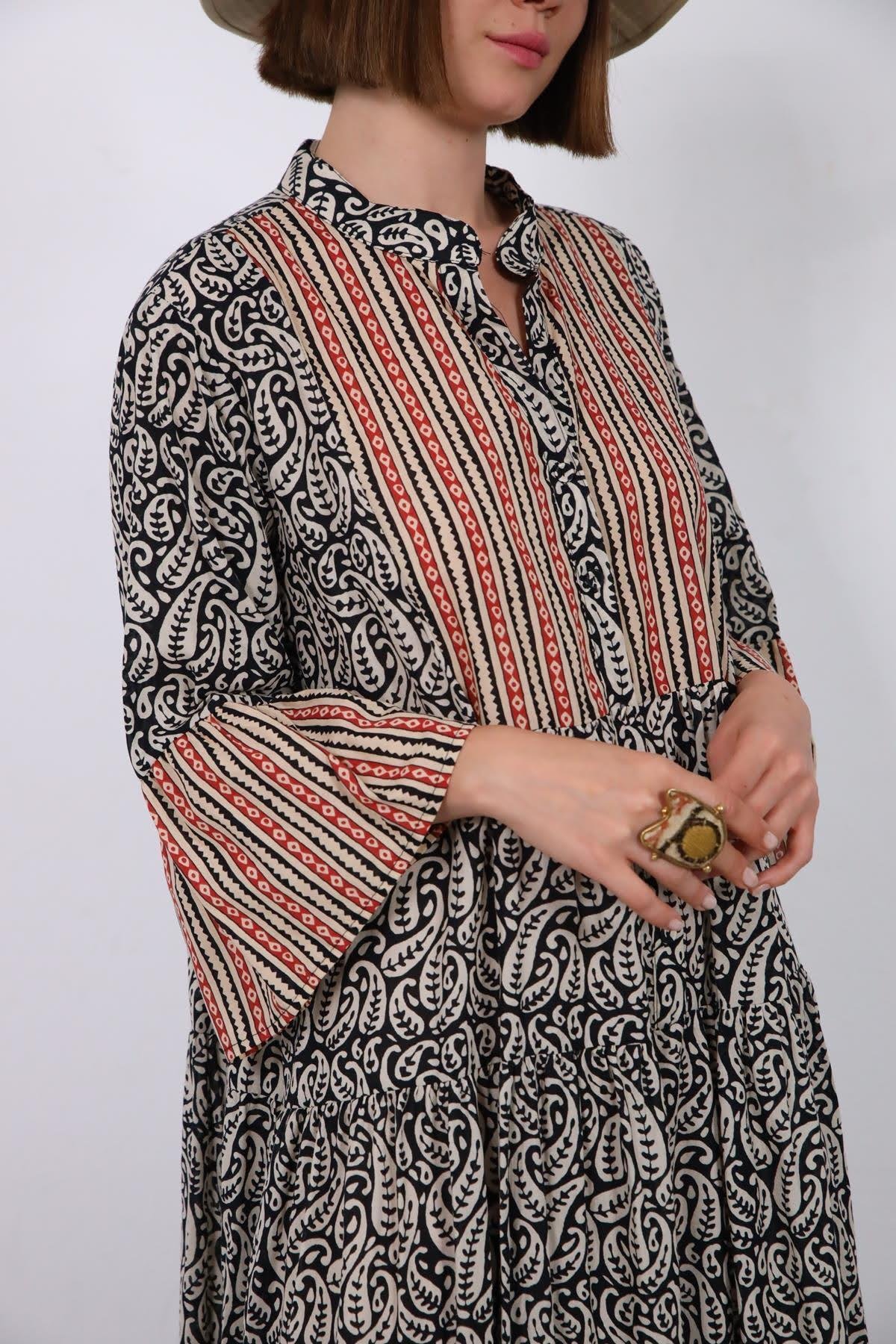 Siyah Tribal Desen Düğmeli Garnili Elbise - Şaman Butik Siyah Tribal Desen Düğmeli Garnili Elbise