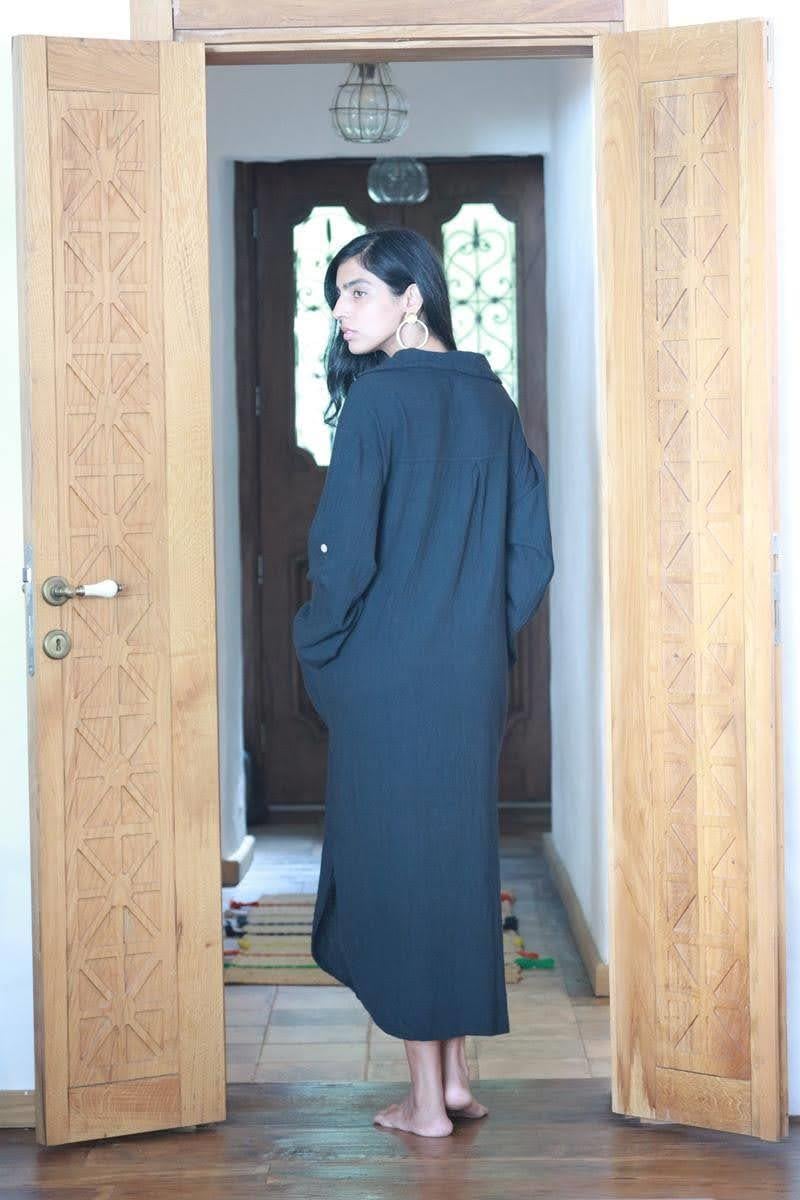 Siyah Gömlek Yaka Dikiş Detaylı Cepli Elbise - Şaman Butik Siyah Gömlek Yaka Dikiş Detaylı Cepli Elbise