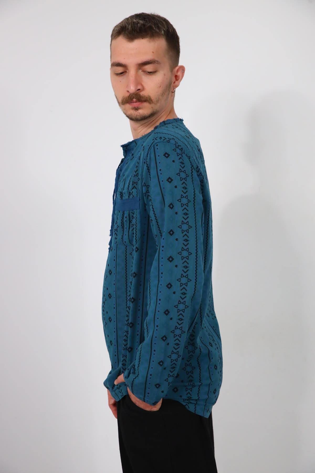  Petrol Mavisi Yakası Bağcıklı Baskılı Erkek Gömlek