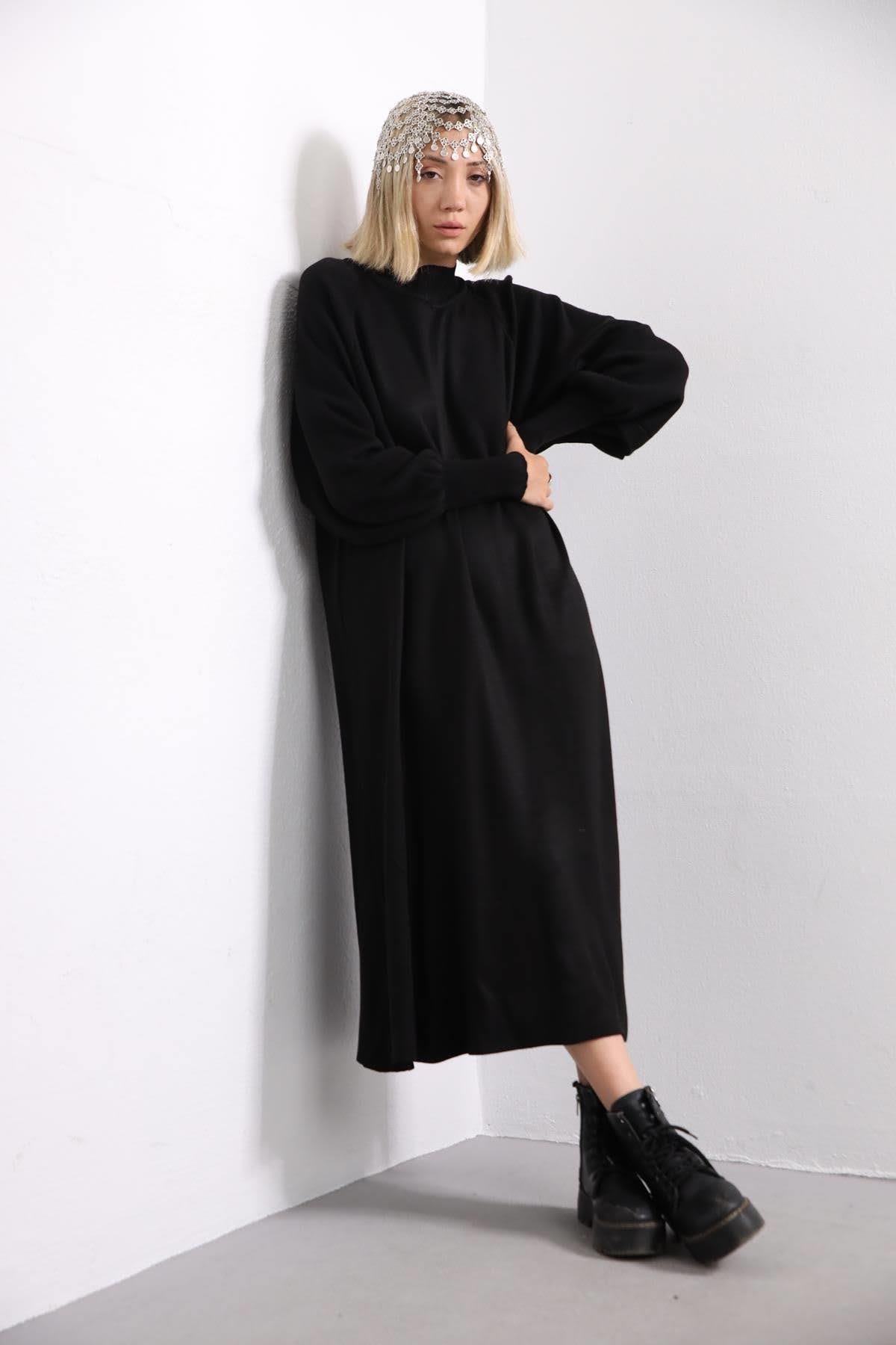  Siyah Balıkçı Yaka Triko Elbise