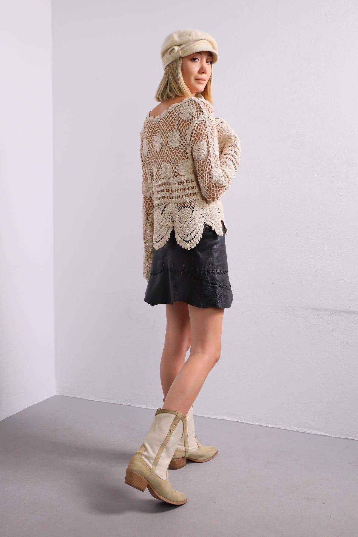  Krem Rengi Dantel Detaylı Kısa Hırka