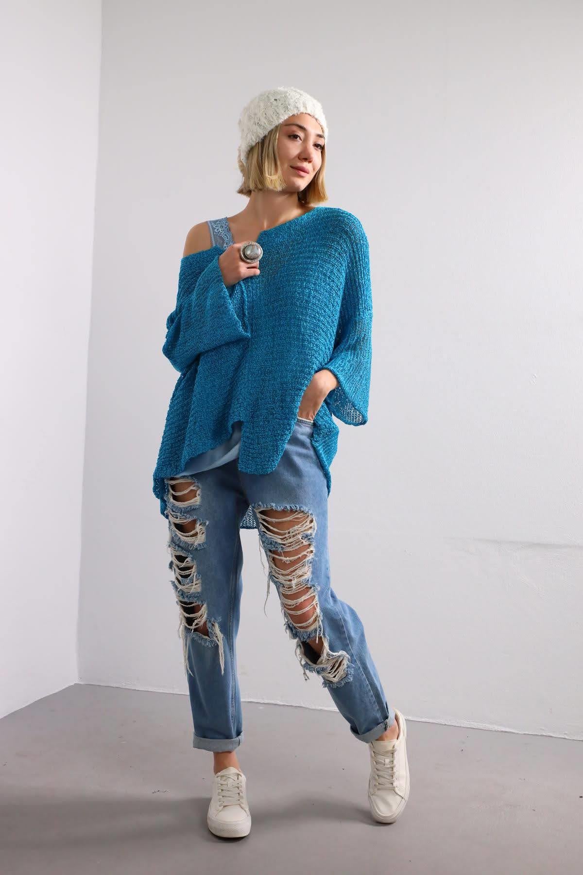 Blue Lightweight Knitted Blouse Blue Lightweight Knitted Blouse