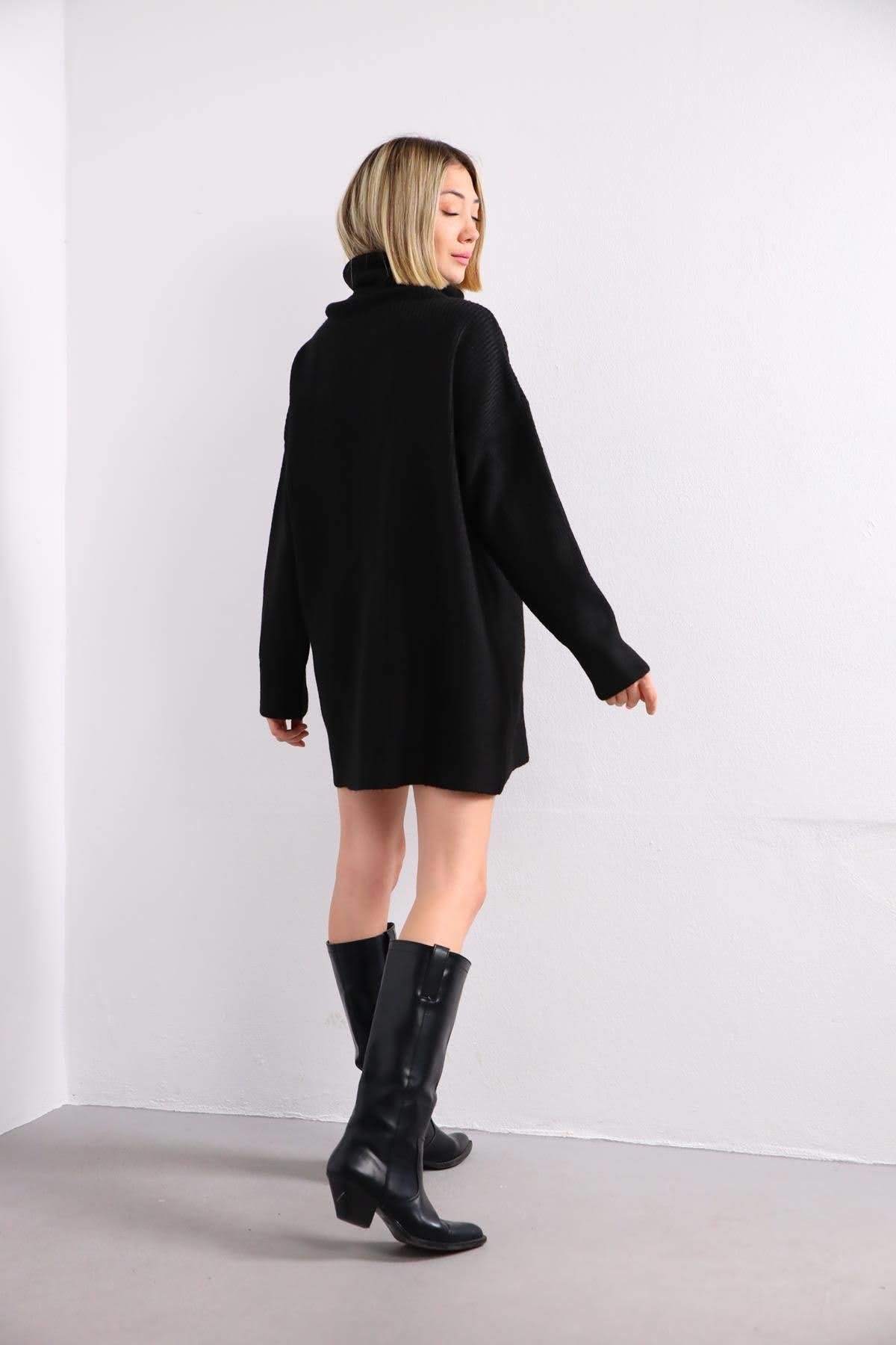 Black Turtleneck Long Knitted Pullover Black Turtleneck Long Knitted Pullover