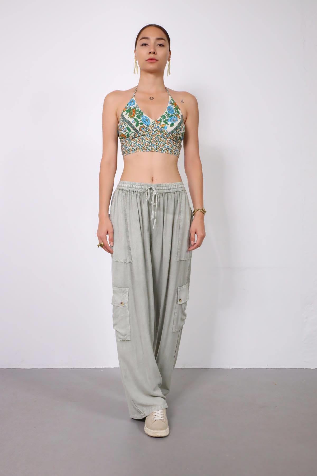 Ekru Desenli Sırtı Açık Boyundan Bağlamalı Crop Bluz - Şaman Butik Ekru Desenli Sırtı Açık Boyundan Bağlamalı Crop Bluz