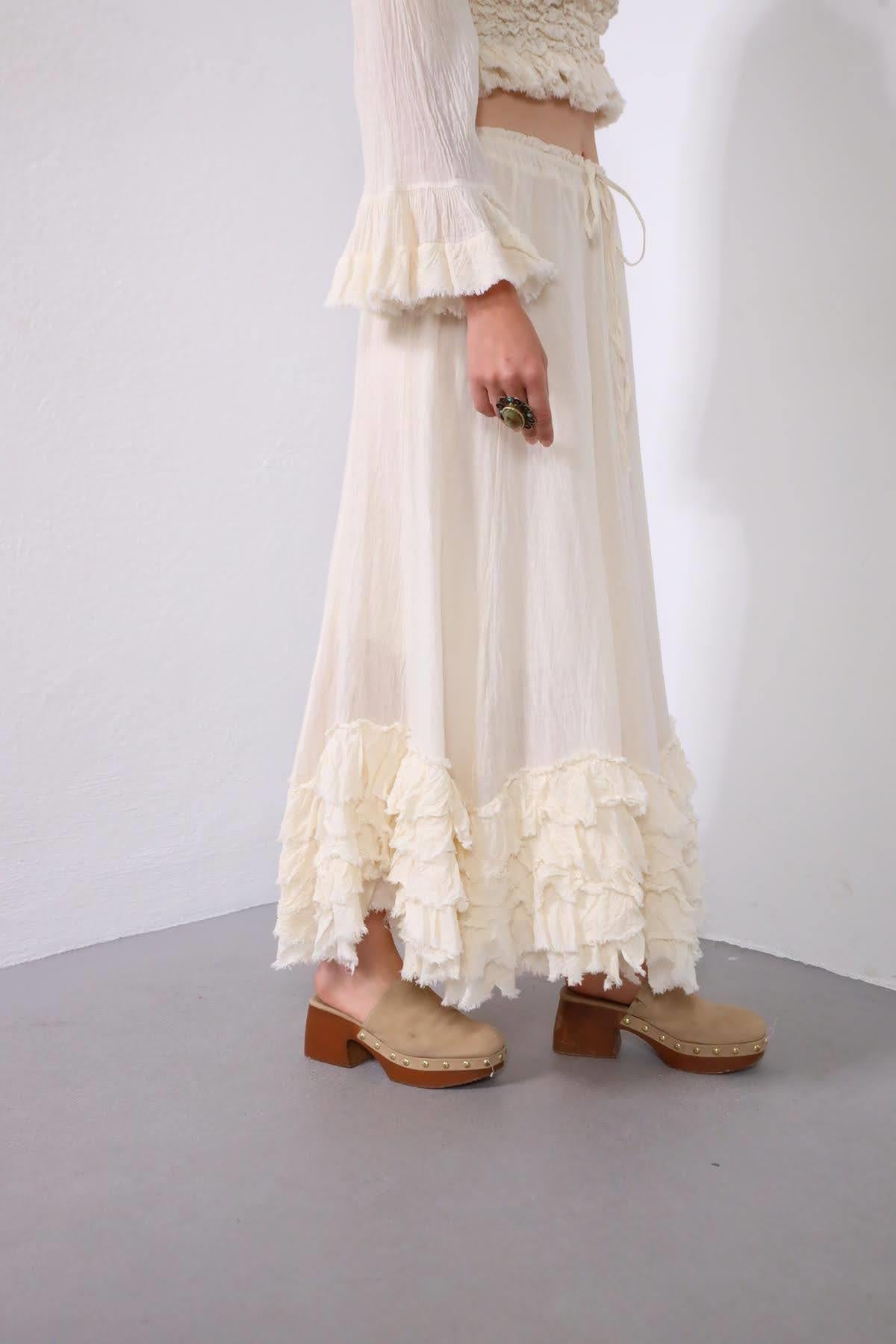 Ekru Beli İpli Asimetrik Volanlı Bohem Etek - Şaman Butik Ekru Beli İpli Asimetrik Volanlı Bohem Etek