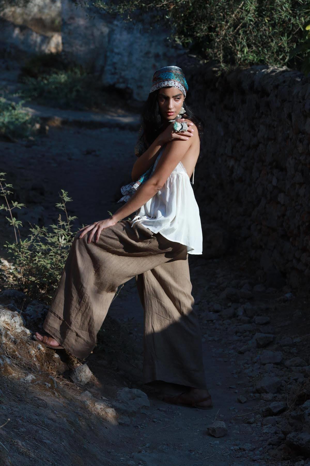 Toprak Rengi Duble Paça Pileli Keten Pantolon - Şaman Butik Toprak Rengi Duble Paça Pileli Keten Pantolon