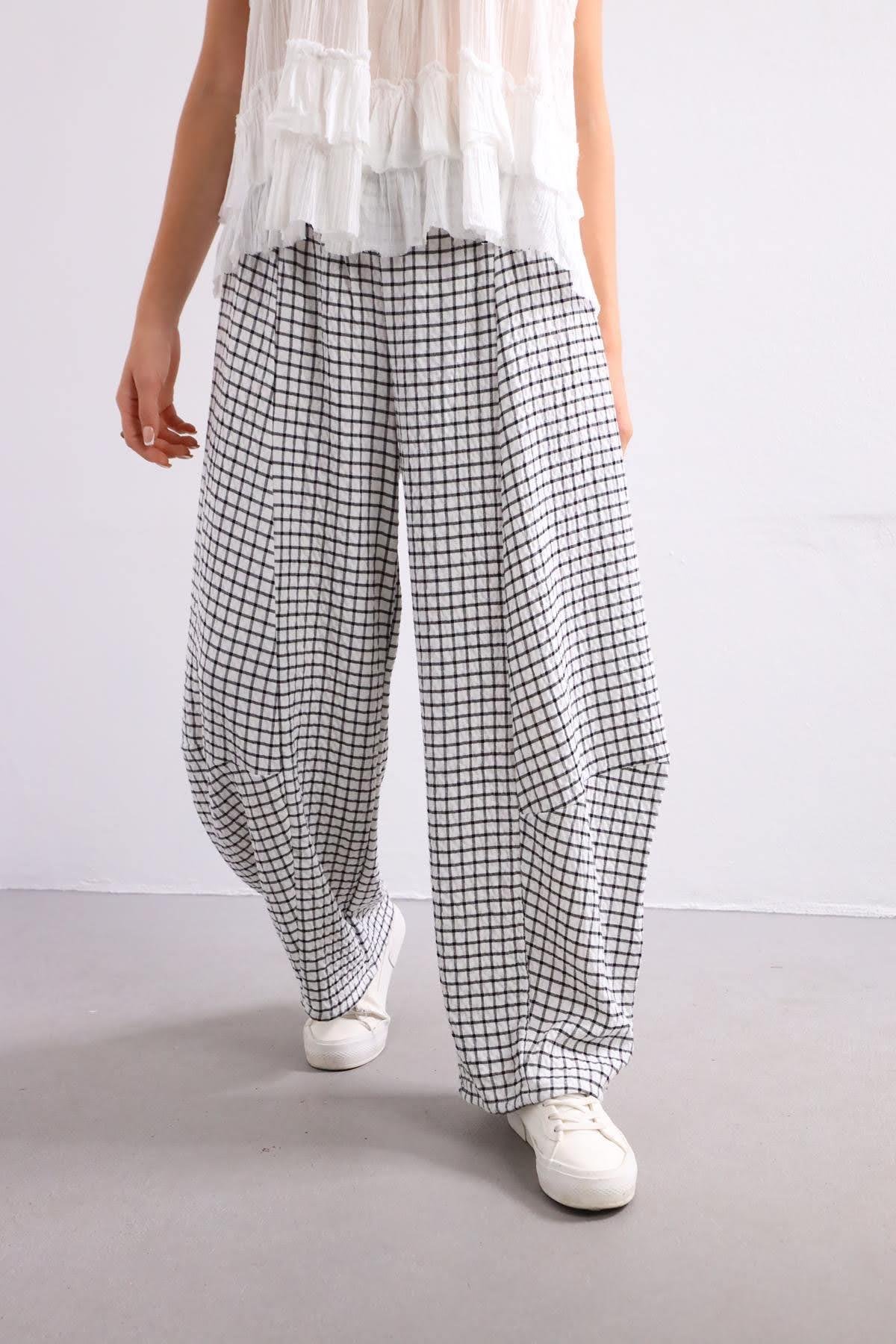 Beyaz Kareli Pantolon - Şaman Butik - Bohem Giyim ve Aksesuar | Kadın & Erkek Beyaz Kareli Pantolon