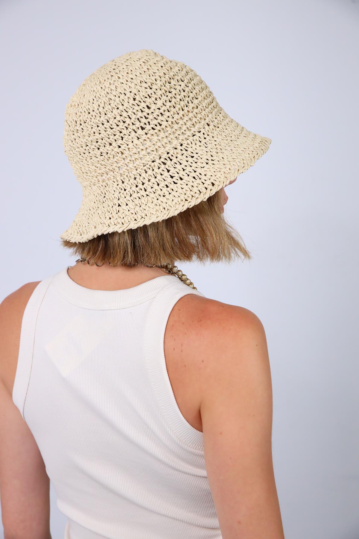  Bej El Örgüsü Hasır Şapka