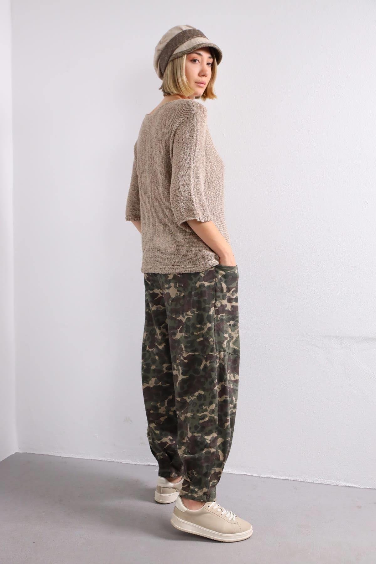  Haki Kamuflaj Desenli Kemerli Pantolon