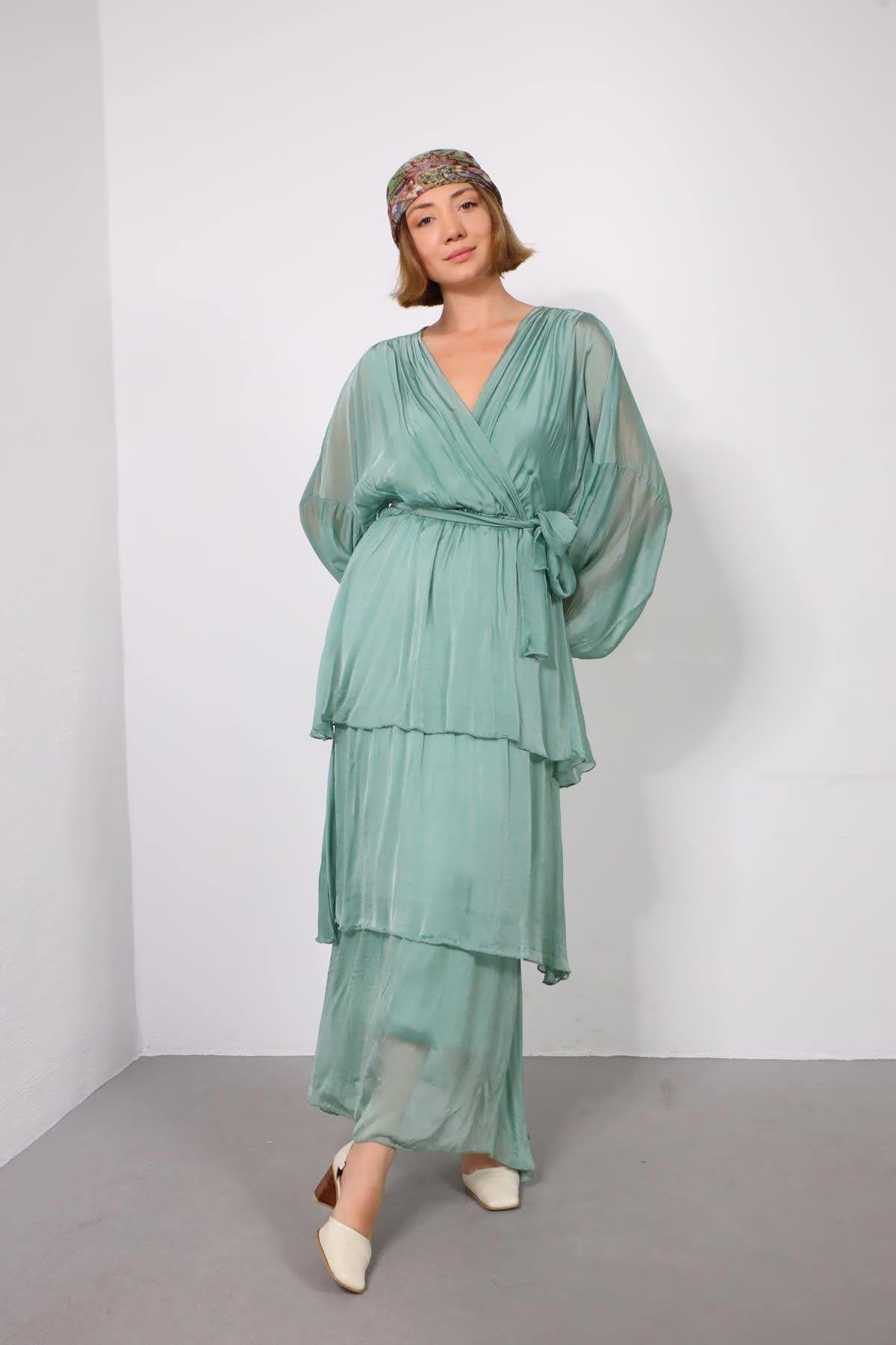 Haki Kruvaze Yaka Uzun Kollu Belden Bağlamalı İpek Elbise - Şaman Butik Haki Kruvaze Yaka Uzun Kollu Belden Bağlamalı İpek Elbise