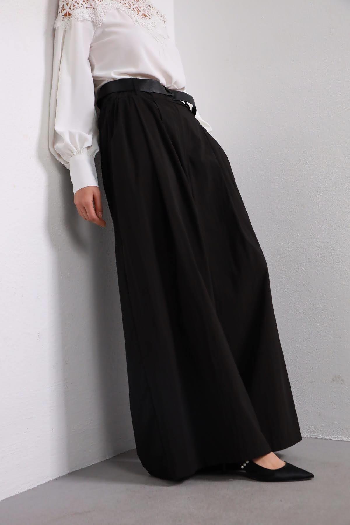 Siyah Pileli Paraşüt Kumaş Bol Pantolon - Şaman Butik Siyah Pileli Paraşüt Kumaş Bol Pantolon