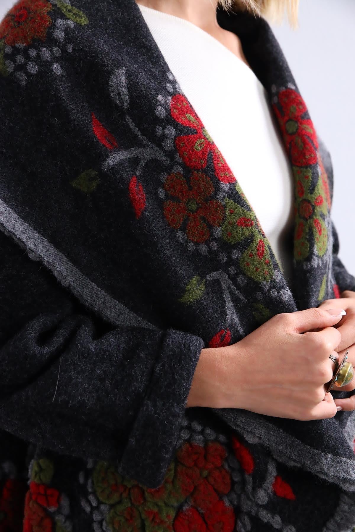 Antrasit Şal Yaka Çiçek Desenli Keçe Ceket - Şaman Butik Antrasit Şal Yaka Çiçek Desenli Keçe Ceket