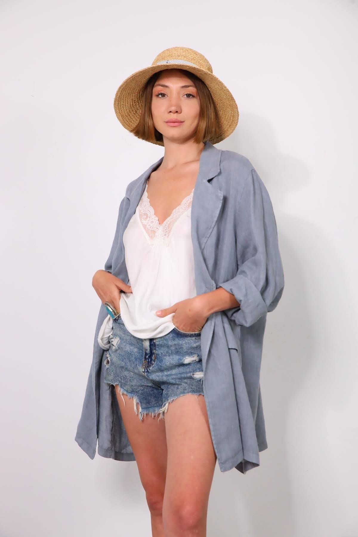 Gri Tek Düğmeli Sahte Cepli Keten Uzun Ceket - Şaman Butik Gri Tek Düğmeli Sahte Cepli Keten Uzun Ceket