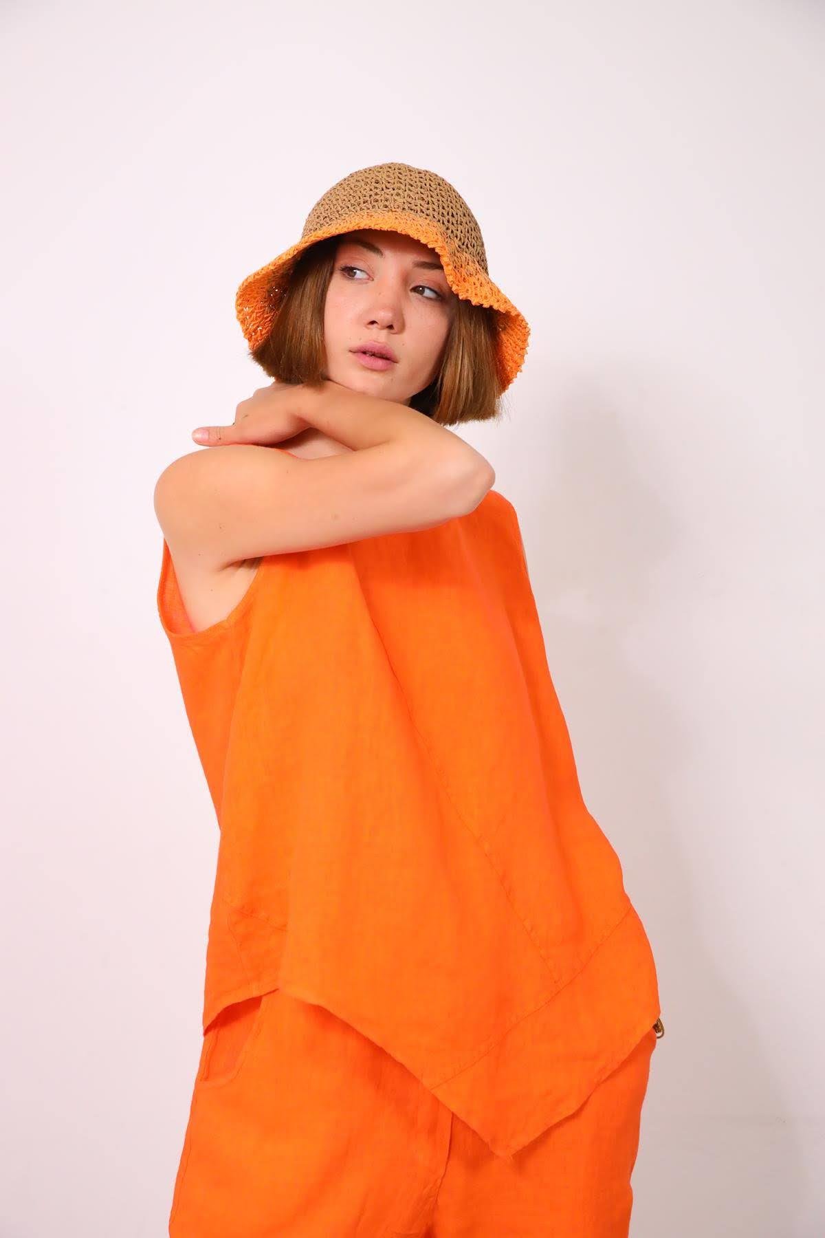  Turuncu Dikişli Sıfır Kol Bluz ve Pantolon Keten Takım