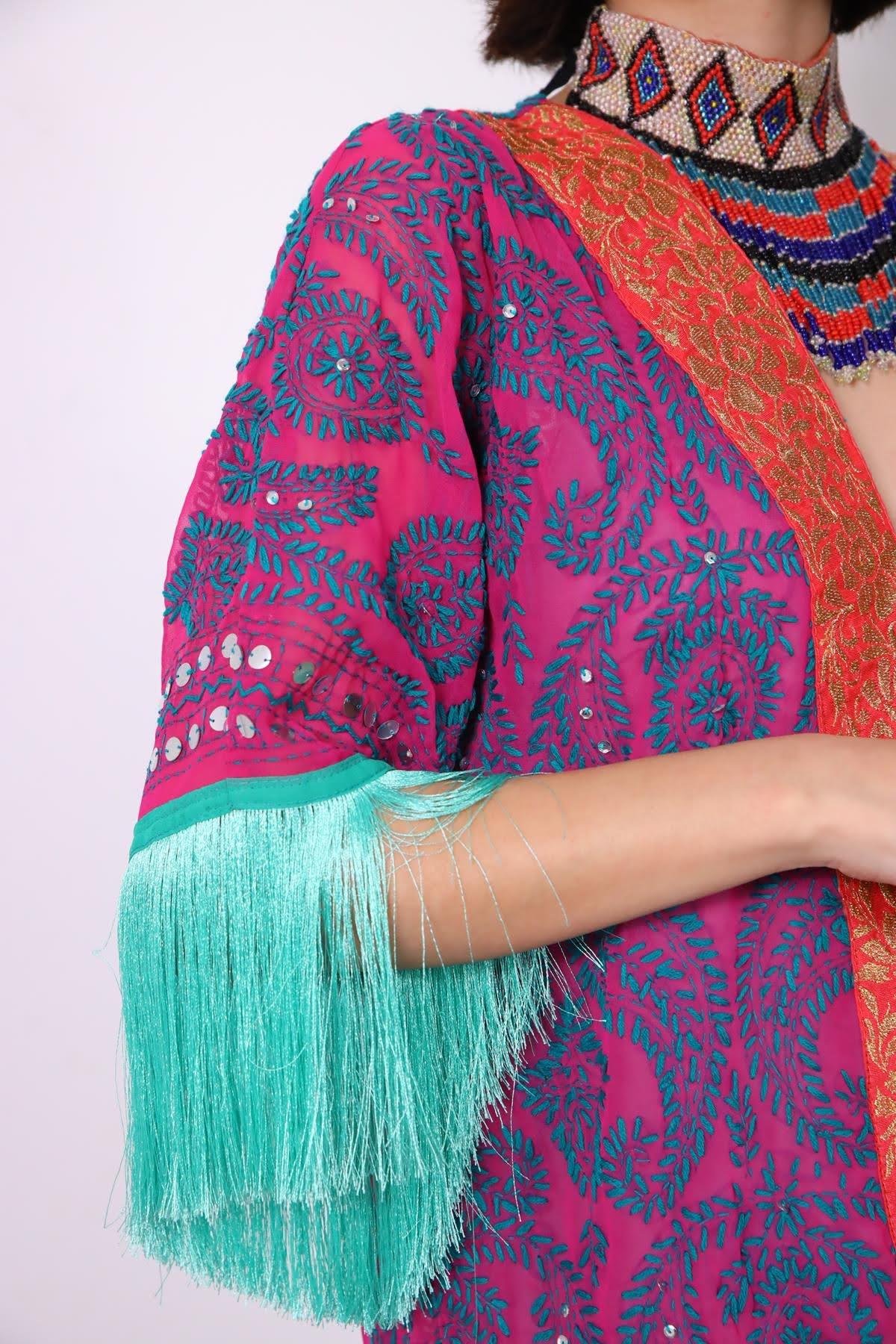 Fuşya İşlemeli Püsküllü Kaftan - Şaman Butik Fuşya İşlemeli Püsküllü Kaftan