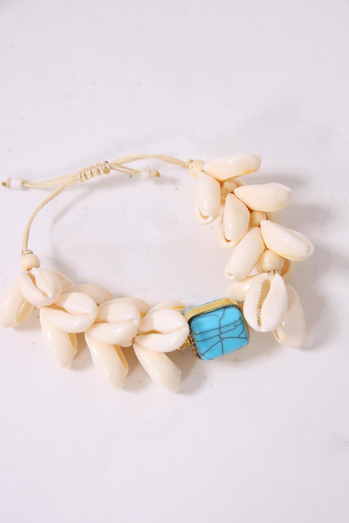 Turkuaz Taş Detaylı Deniz Kabuğu Bileklik - Şaman Butik Turkuaz Taş Detaylı Deniz Kabuğu Bileklik