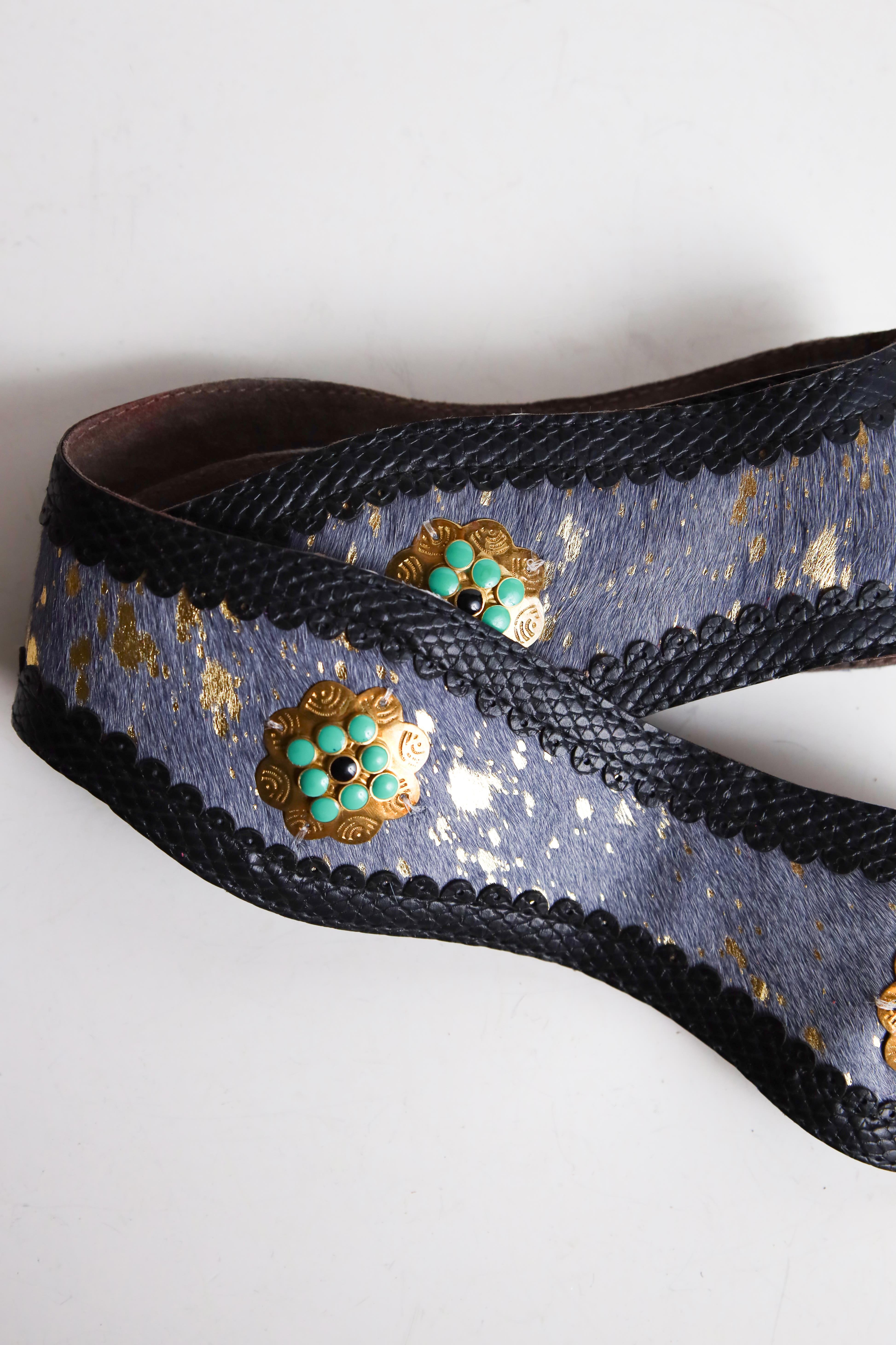 Tay Tüyü Büyük Tokalı Kemer - Şaman Butik Siyah Tay Tüyü Büyük Tokalı Kemer