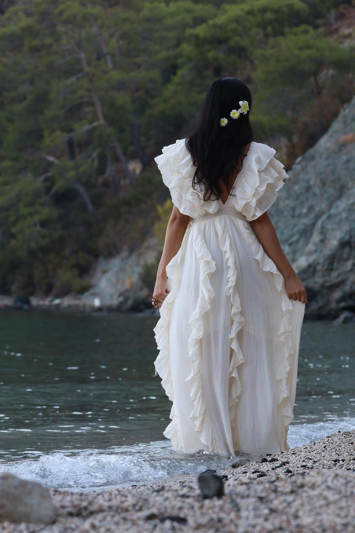 Ekru Önü Arkası V Yaka Volanlı Bohem Elbise - Şaman Butik Ekru Önü Arkası V Yaka Volanlı Bohem Elbise