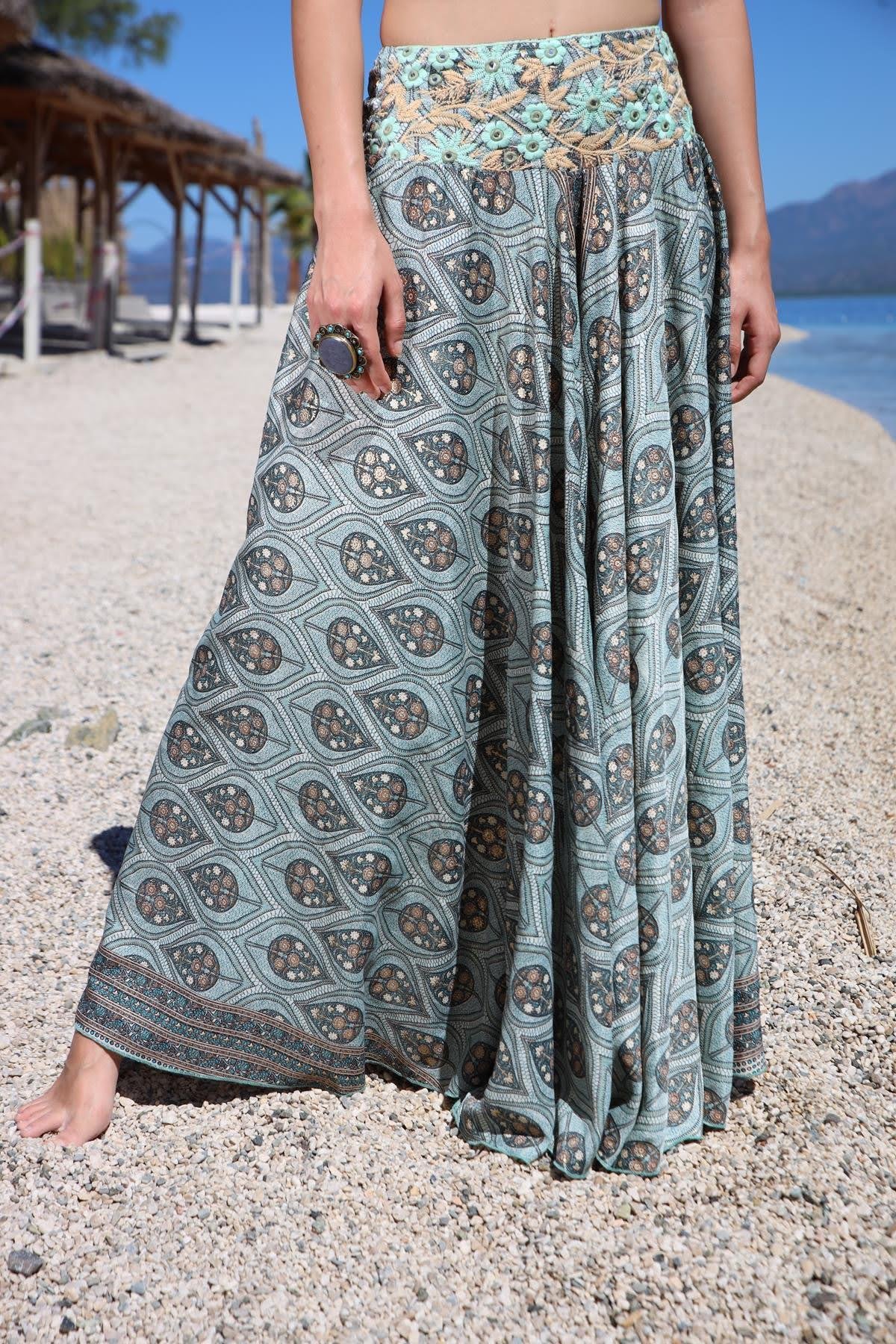 Su Yeşili Şal Desenli İpek Pantolon Etek - Şaman Butik Su Yeşili Şal Desenli İpek Pantolon Etek